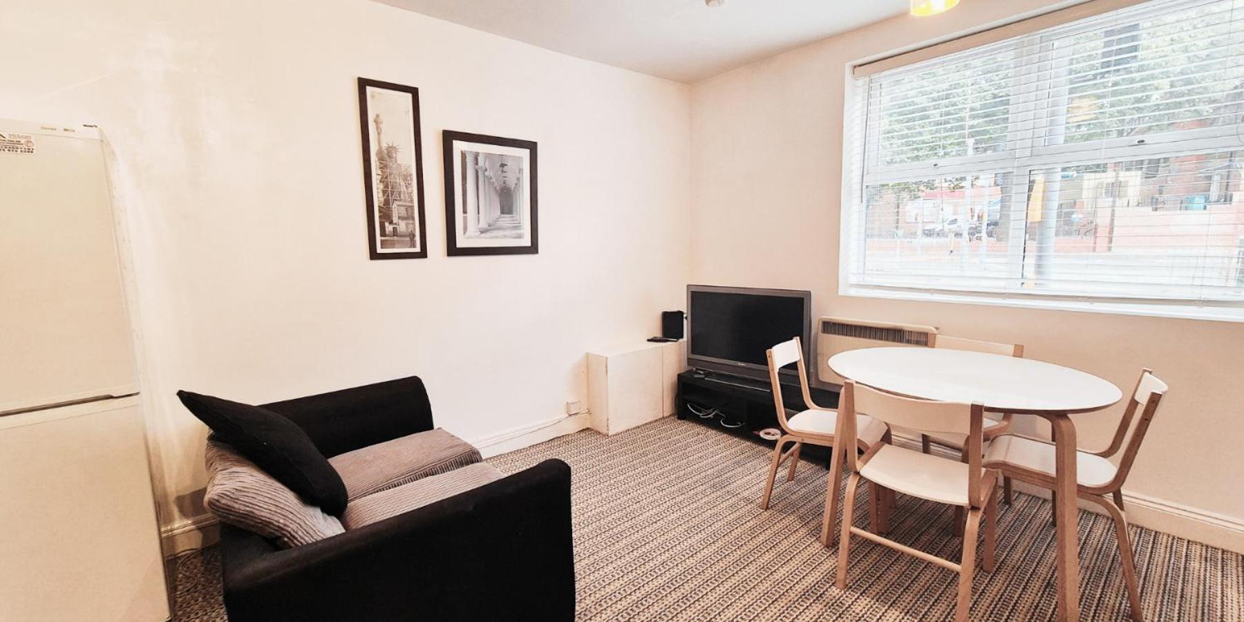 Cozy 1 Bedroom Flat Nr Nottingham view 5