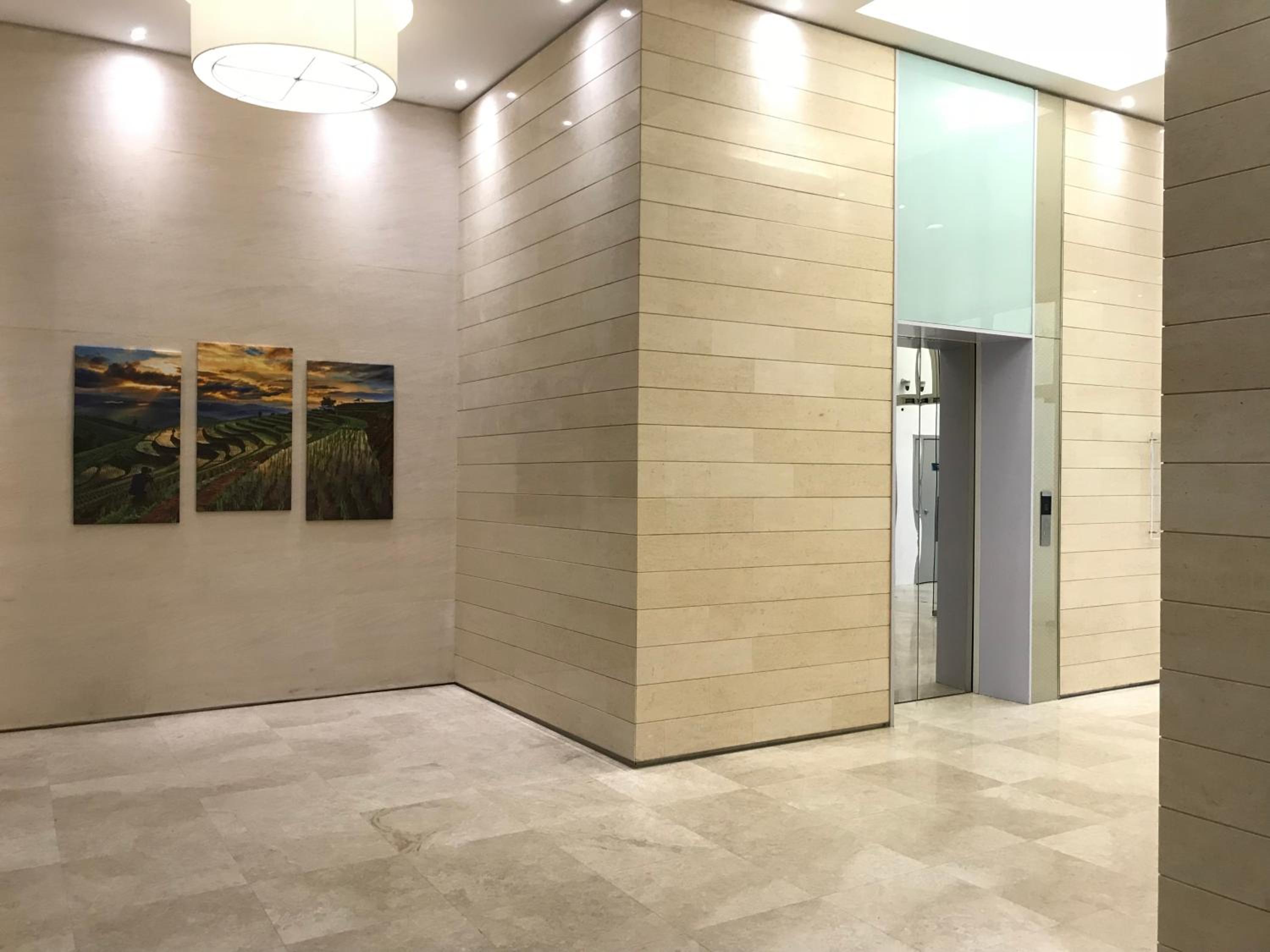 LL Premier Suites Sutera Avenue City Centre photo 5