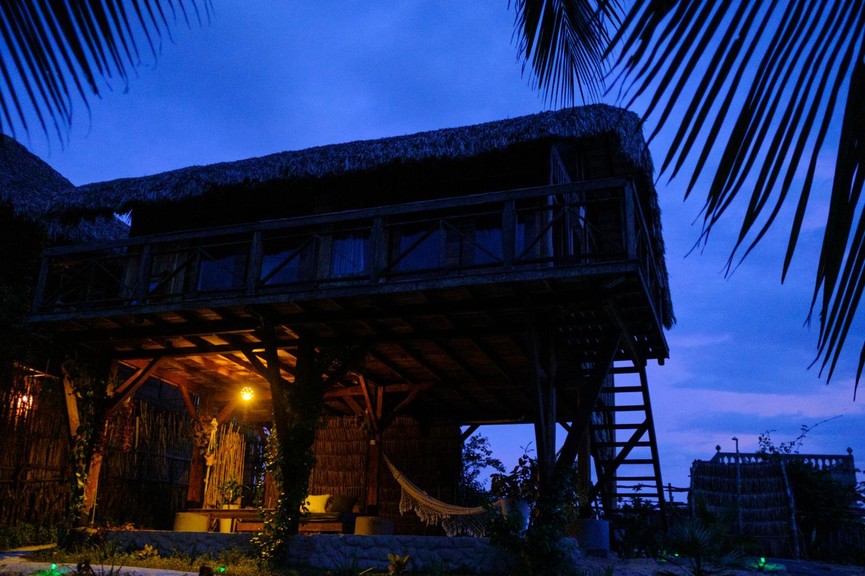 Divino Tatajuba eco-bungalow, beach kite front, amazing view!