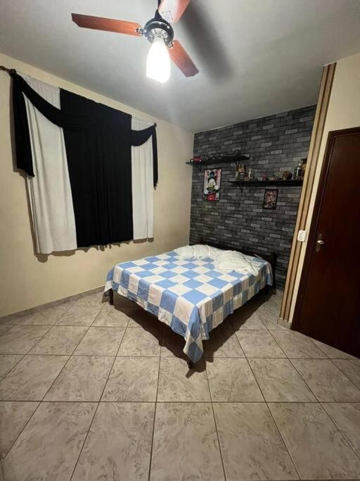 Casa Com Varanda Gourmet