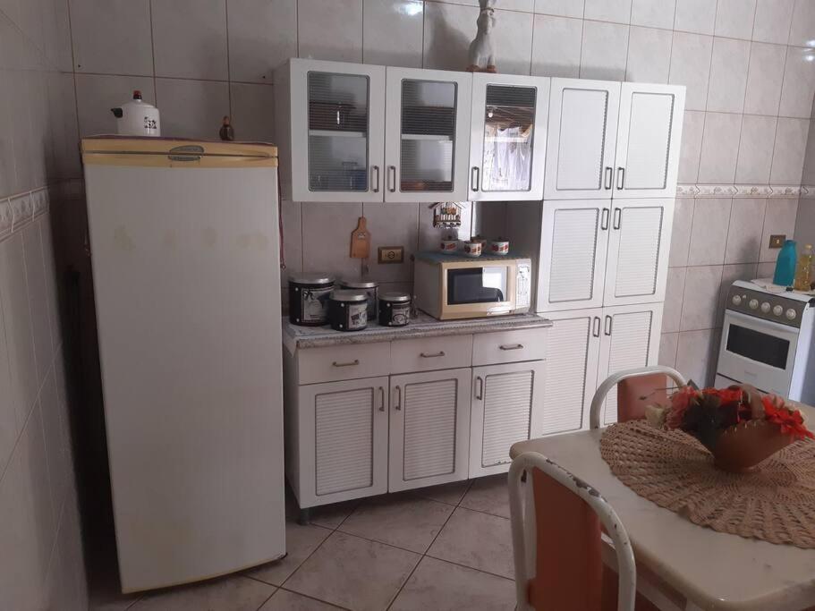 Casa Com Varanda Gourmet