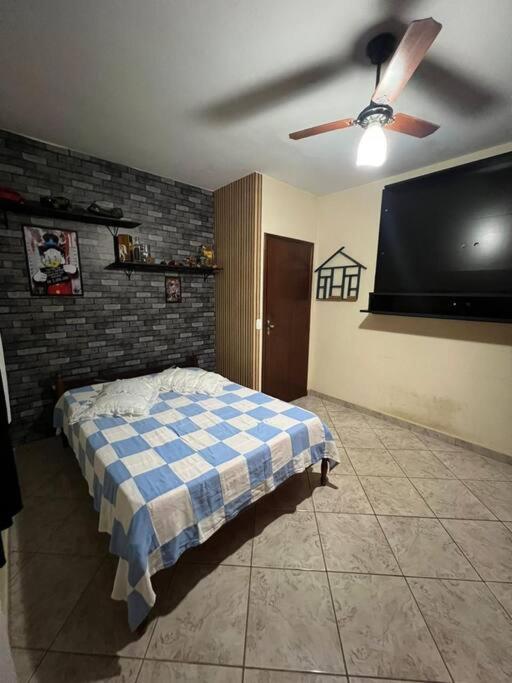 Casa Com Varanda Gourmet