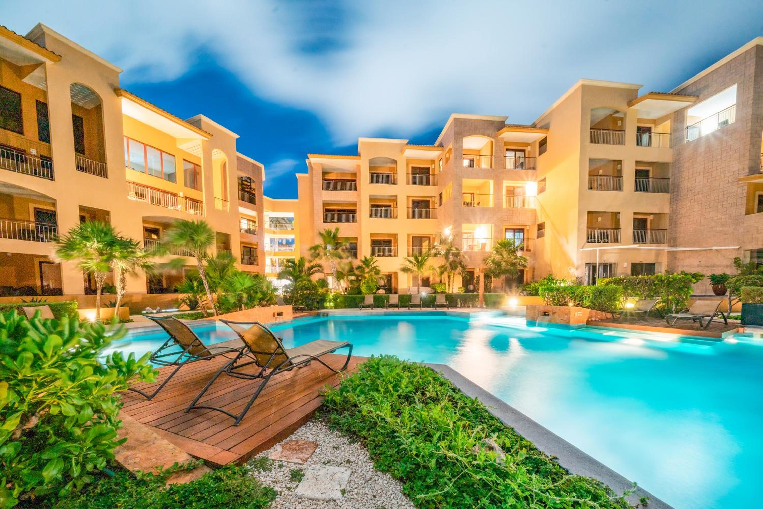 Condo Surf 408 - Beachfront Stunning Ocean View Penthouse - at El Faro condo