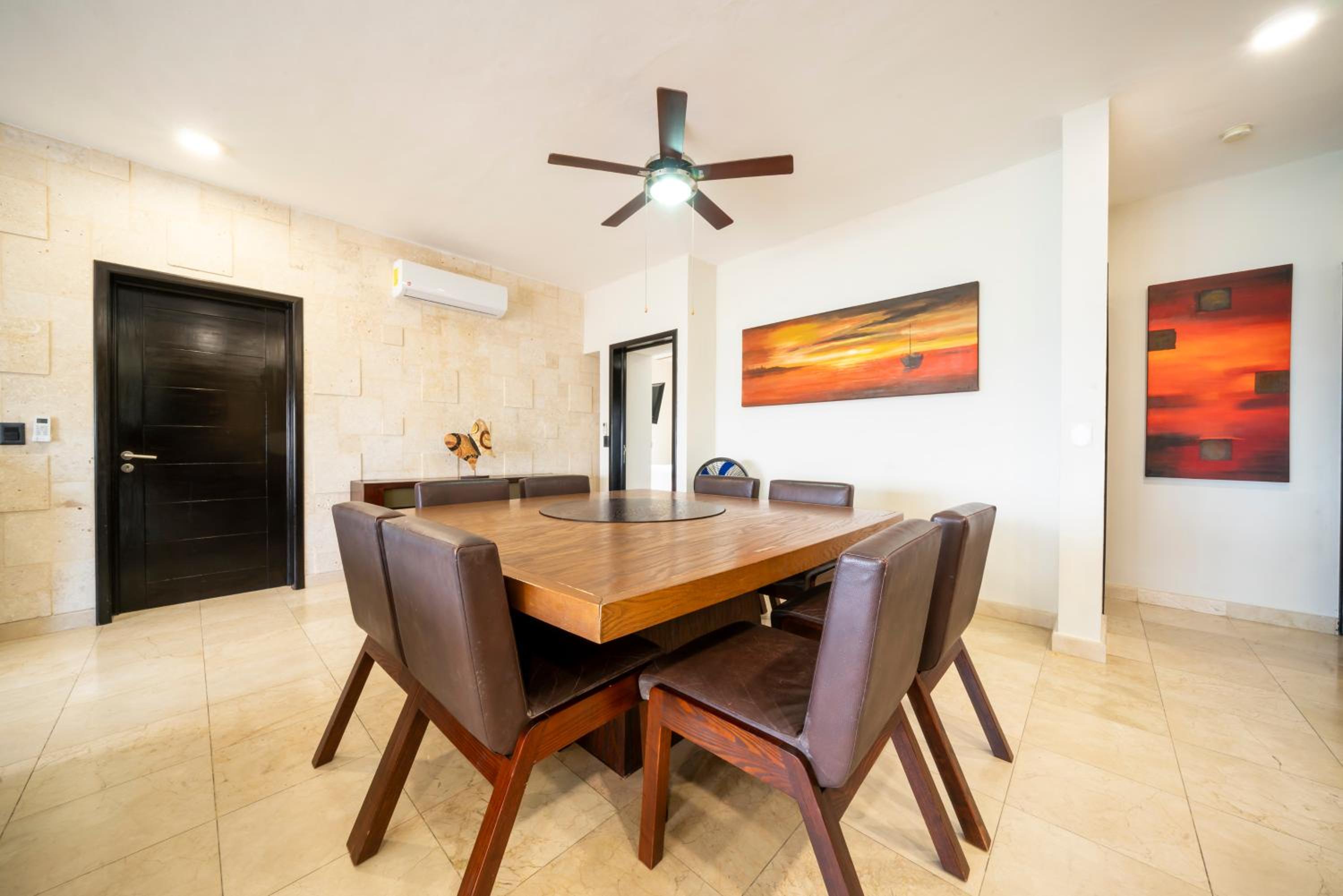 Condo Surf 408 - Beachfront Stunning Ocean View Penthouse - at El Faro condo