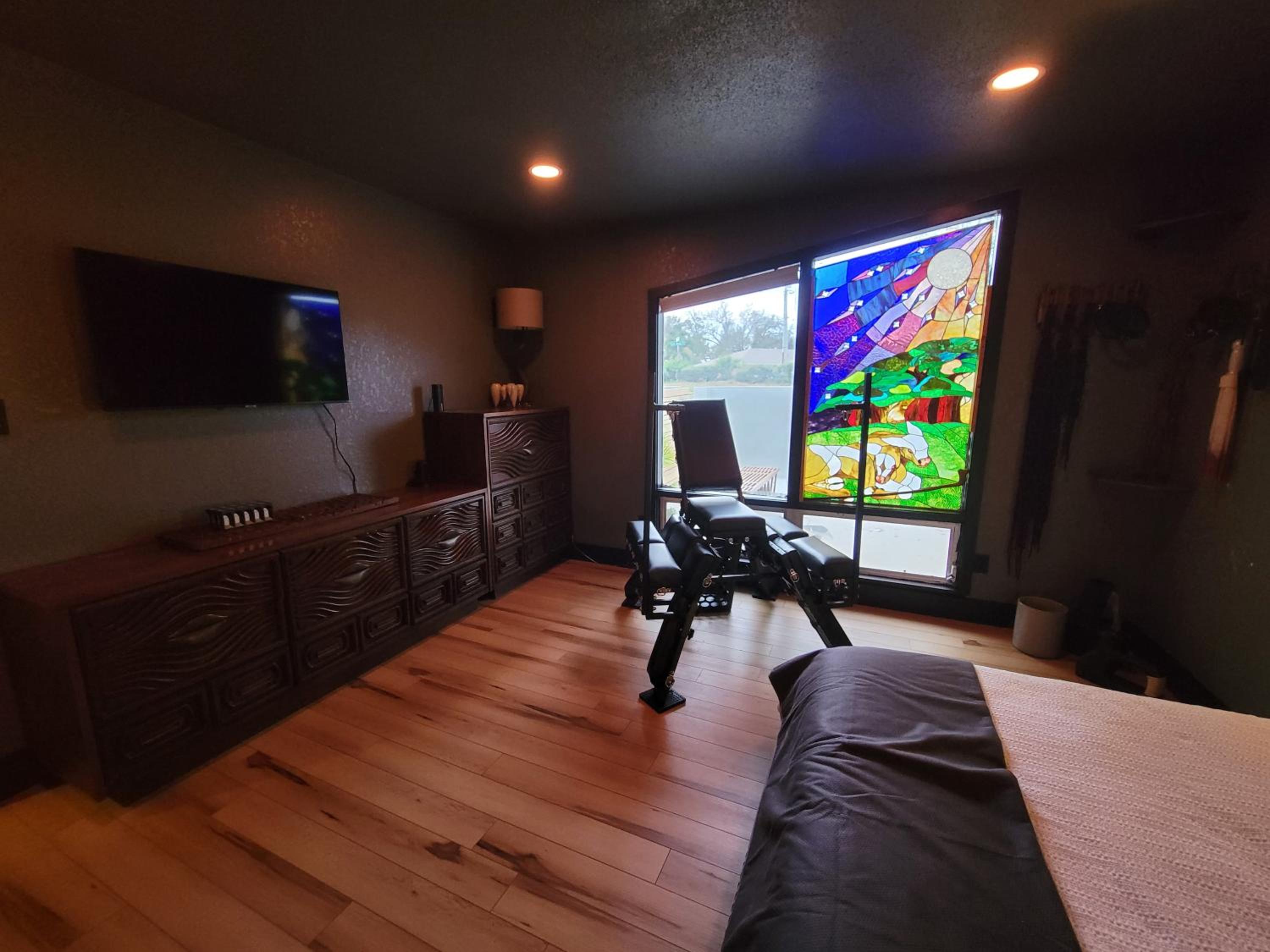 hotel room