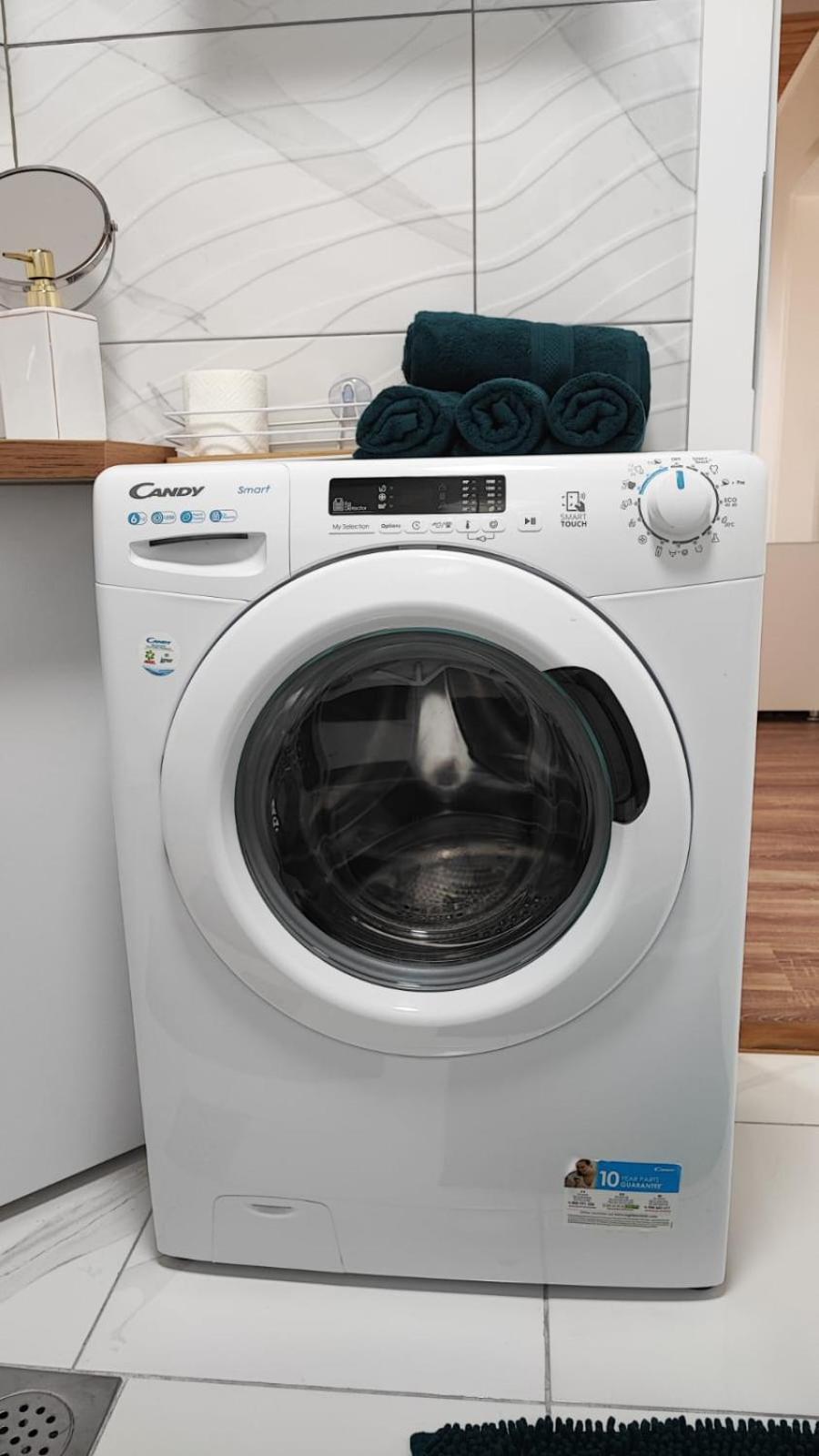 Photo 8