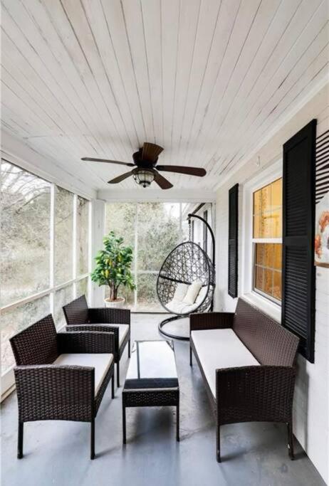 Classy utopian escape near Emory view 4