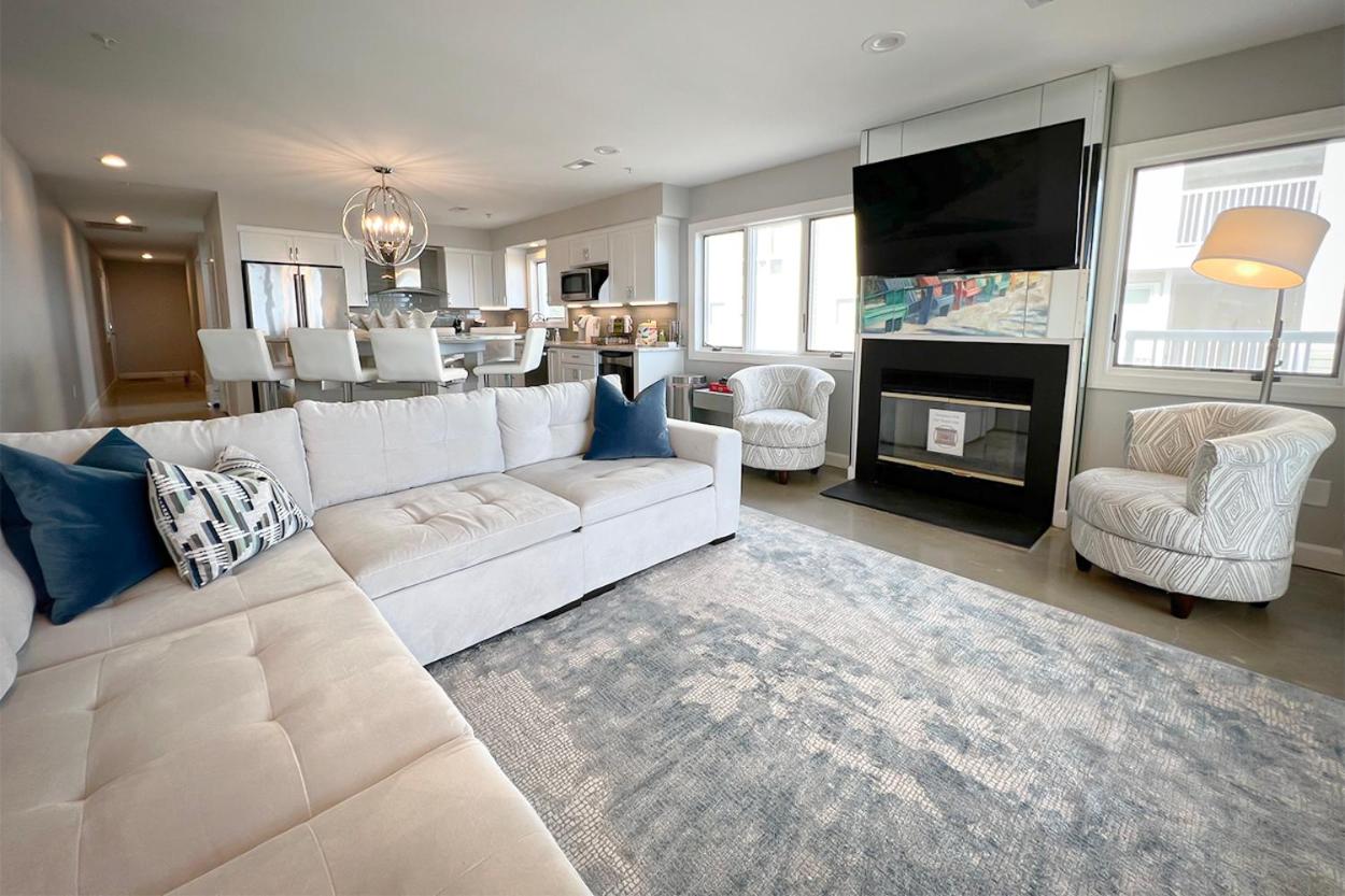 Catch the Breeze by Sea Scape Properties