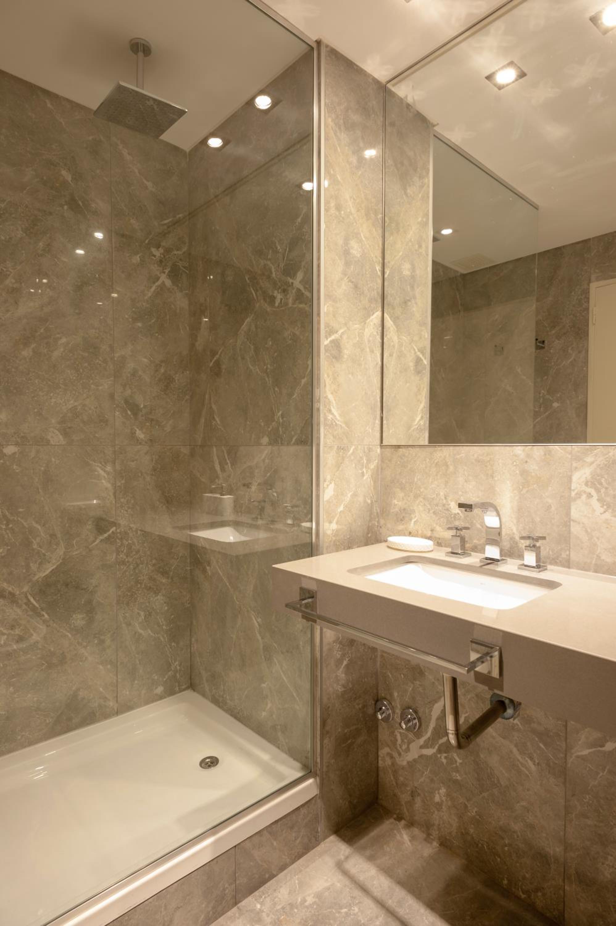 Estupendo Depto Lujo Deco Recoleta Armani powered by Argenhost D417