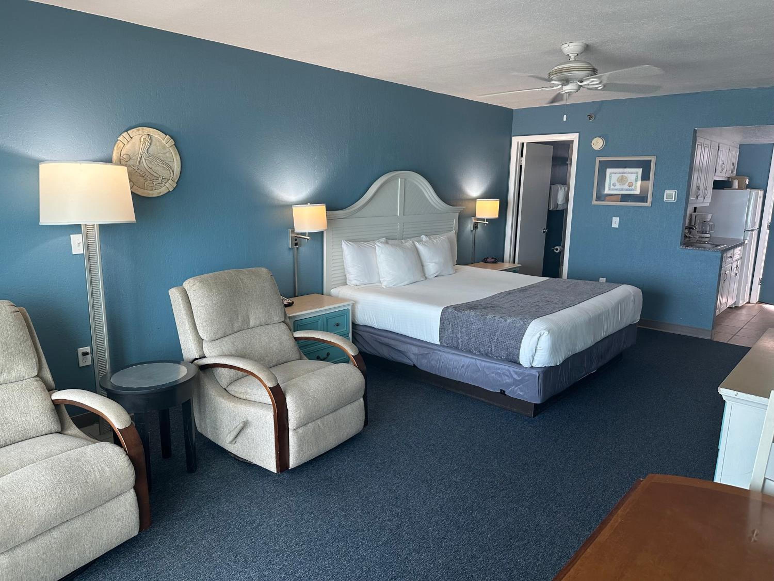 Shoreline Island Resort - Exclusively Adult view 2