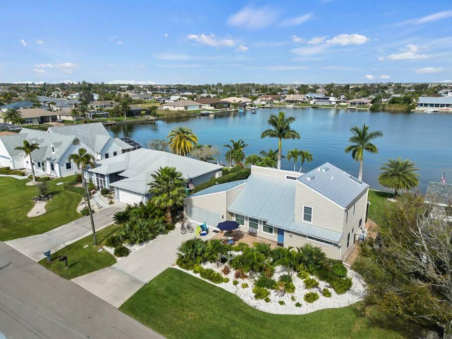 Cape Lake House Lake Front