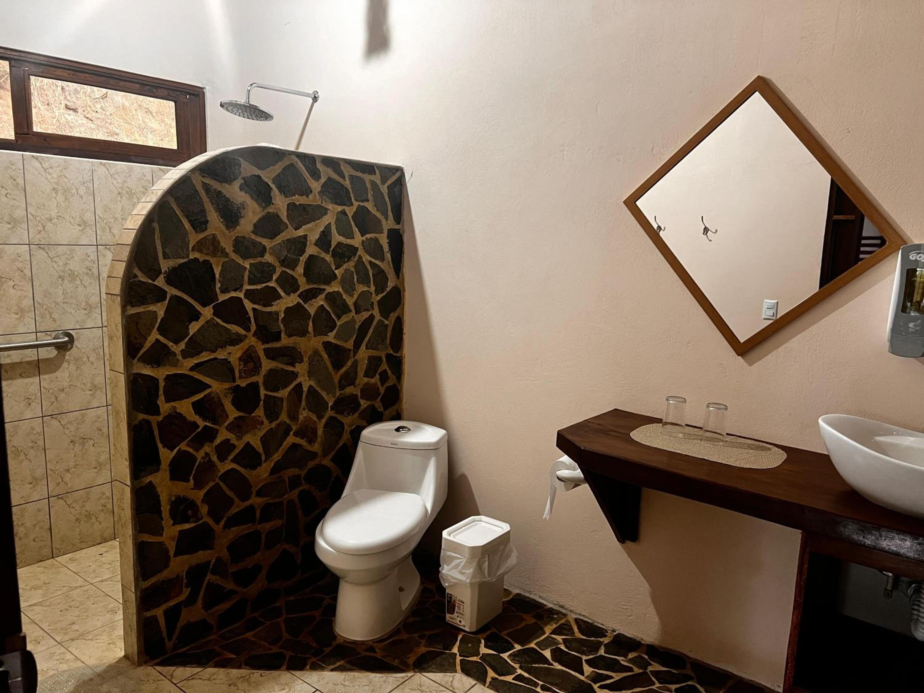 Tarcoles Birding Lodge