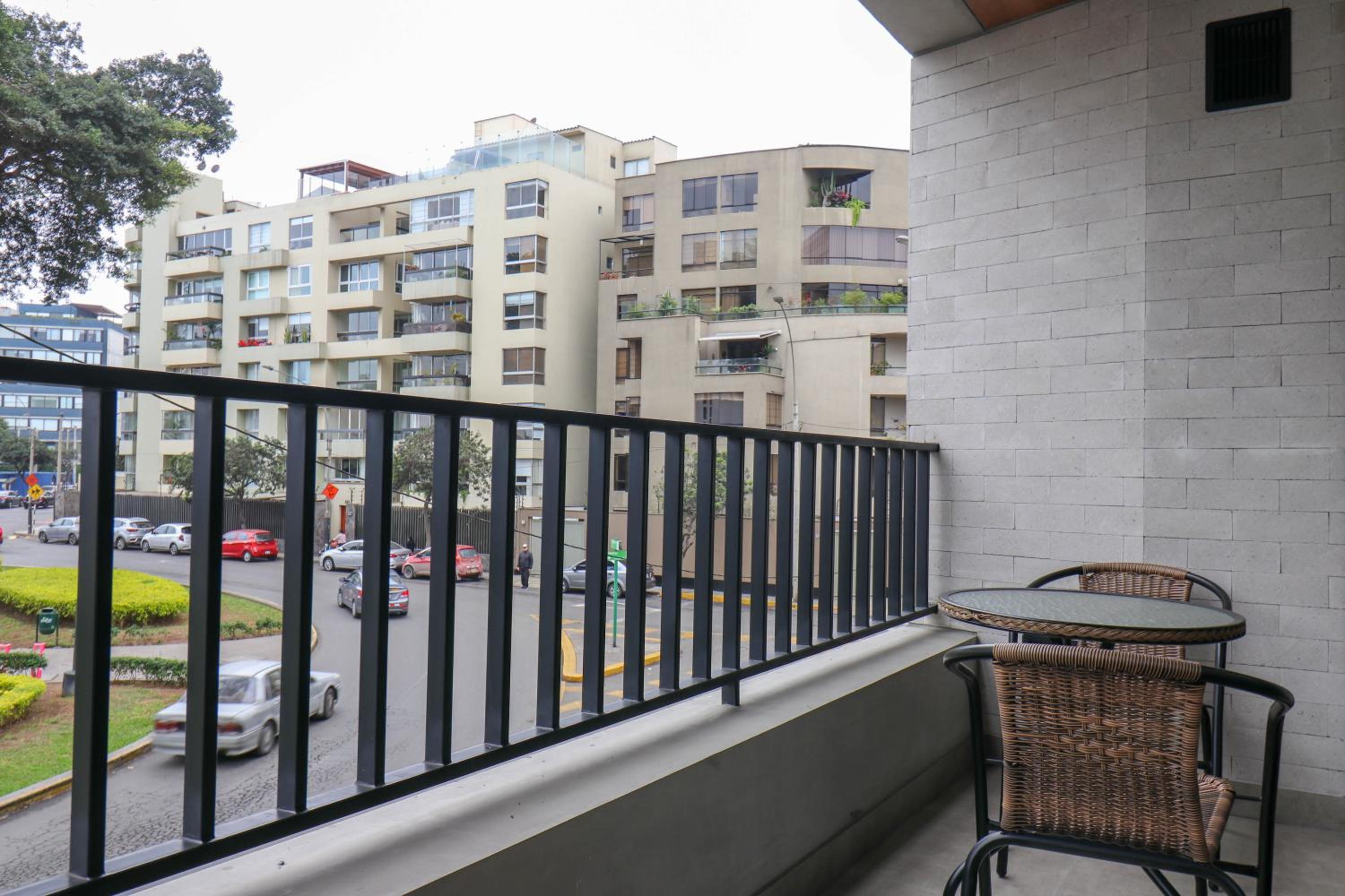 Majestic Duplex in Miraflores
