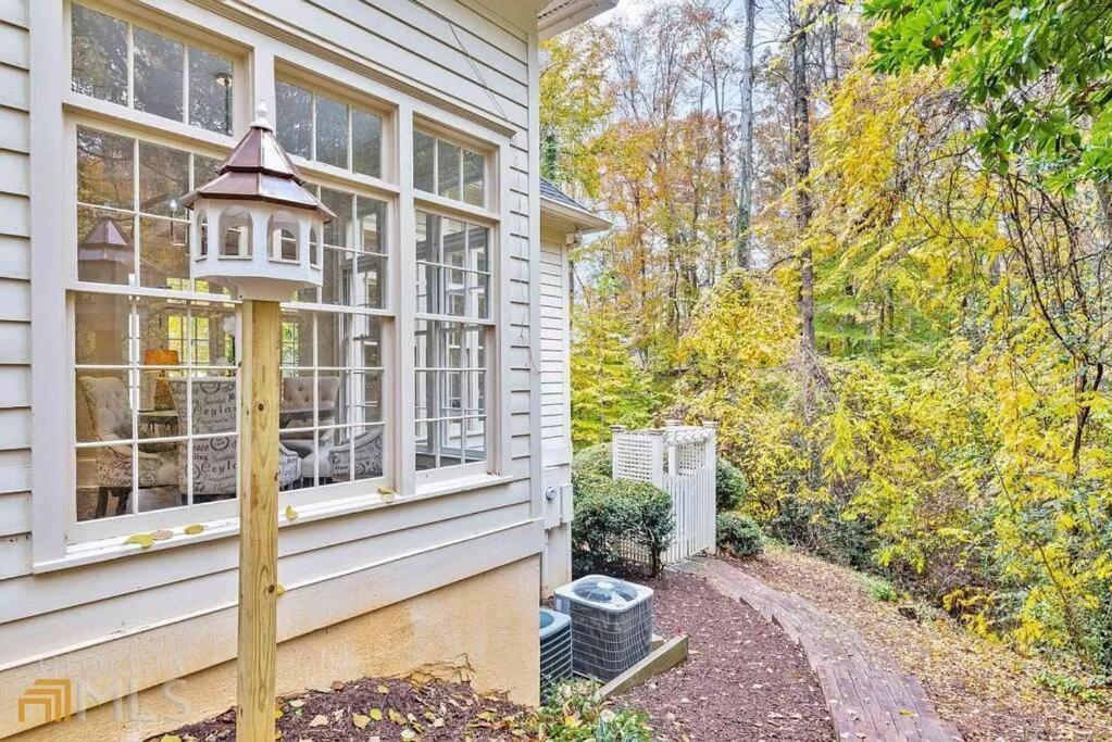 Luxury Spacious 4BR Residence in Central Buckhead