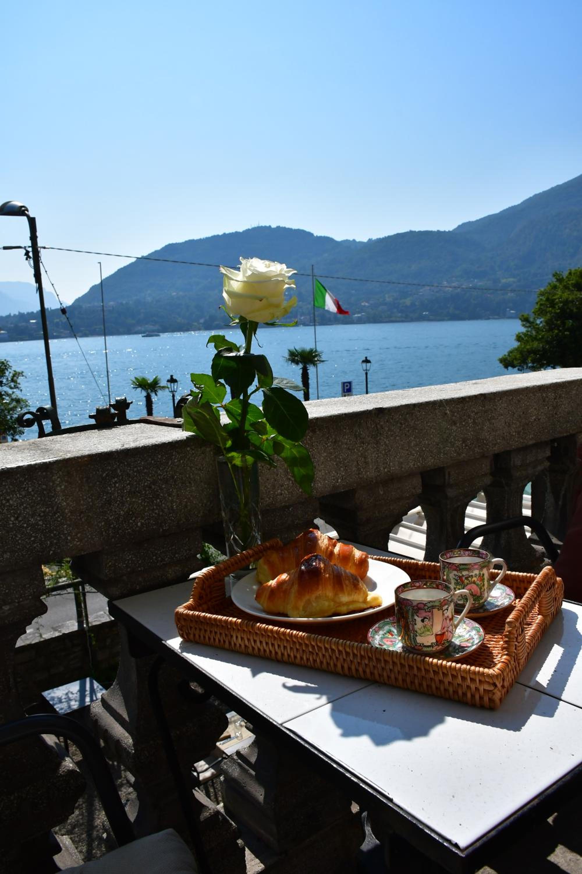 Cadenabbia Lake Front View Suite