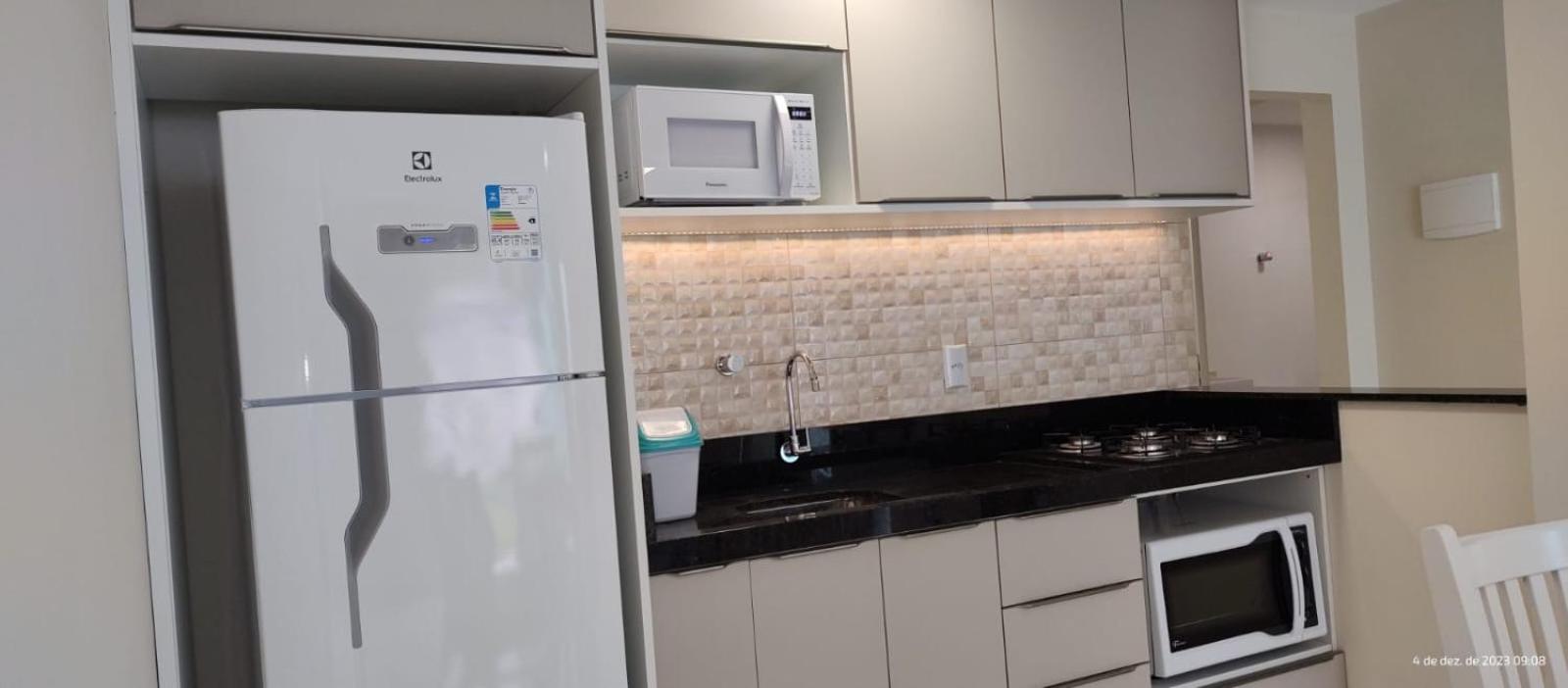 Apartamento de 2 dormitórios no centro de Bombinhas