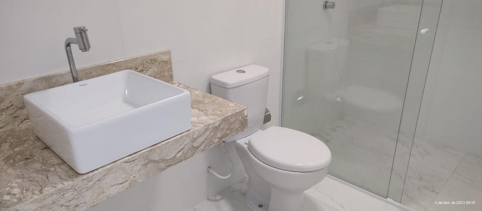 Apartamento de 2 dormitórios no centro de Bombinhas