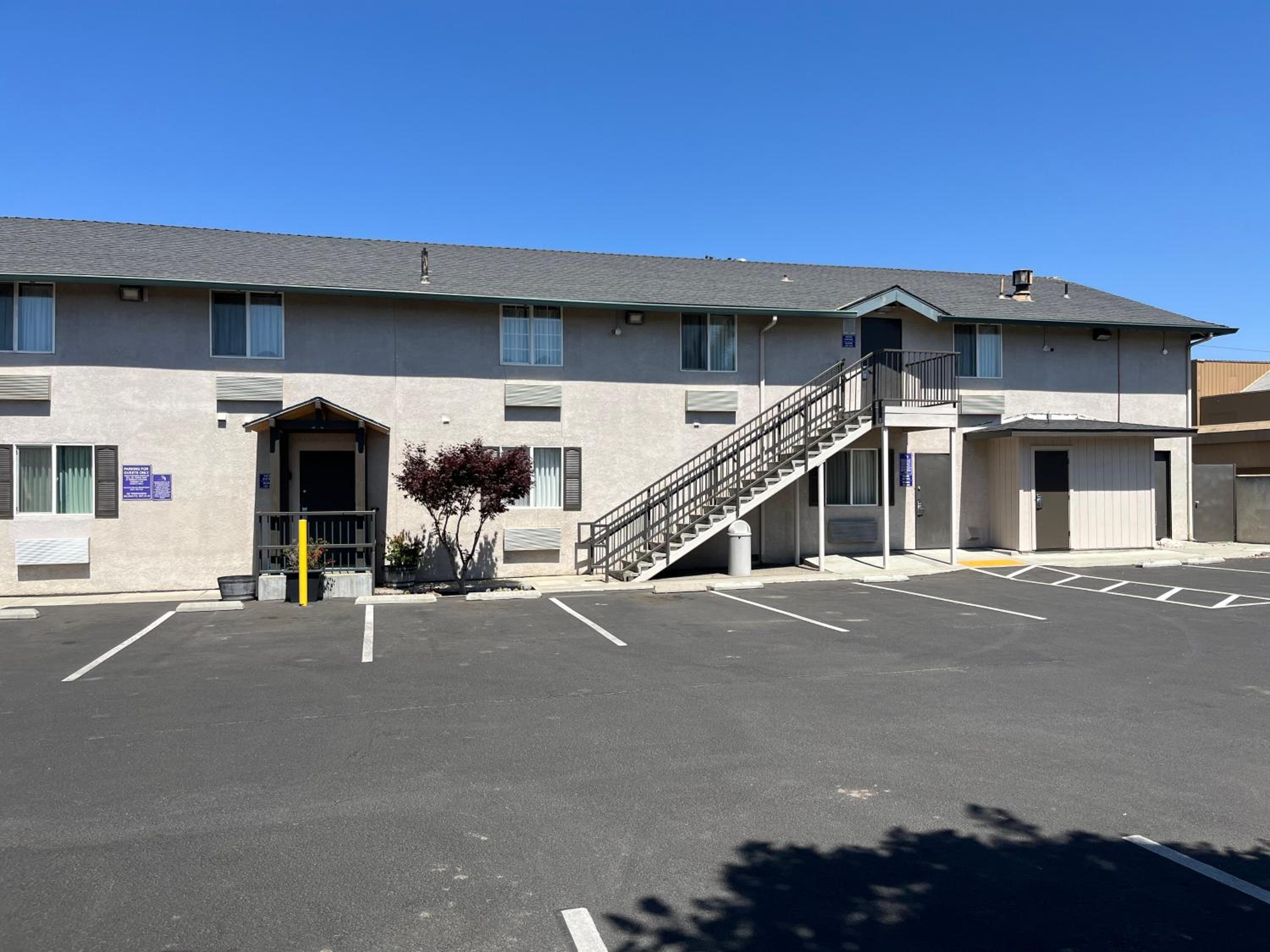 Western Motel