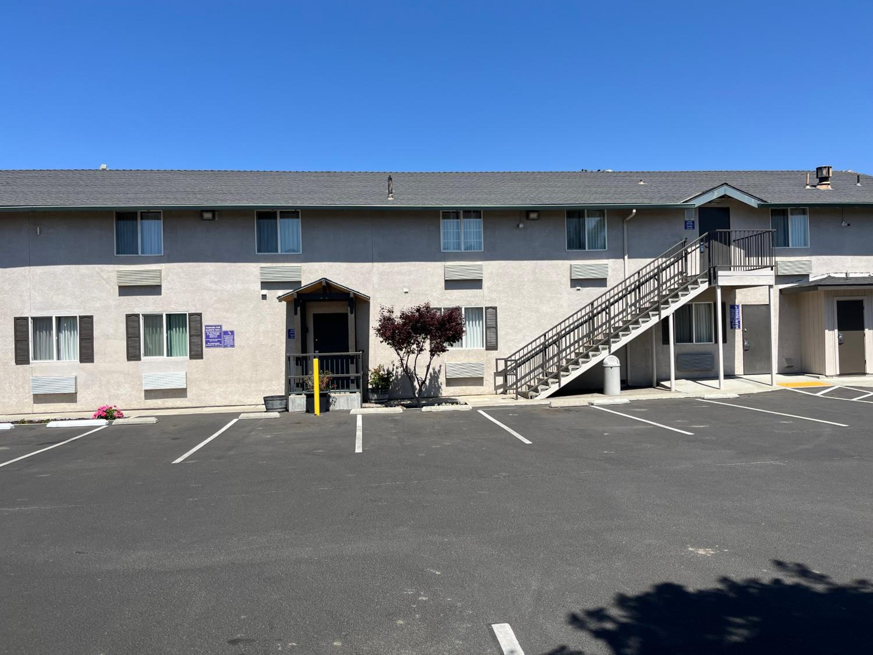 Western Motel