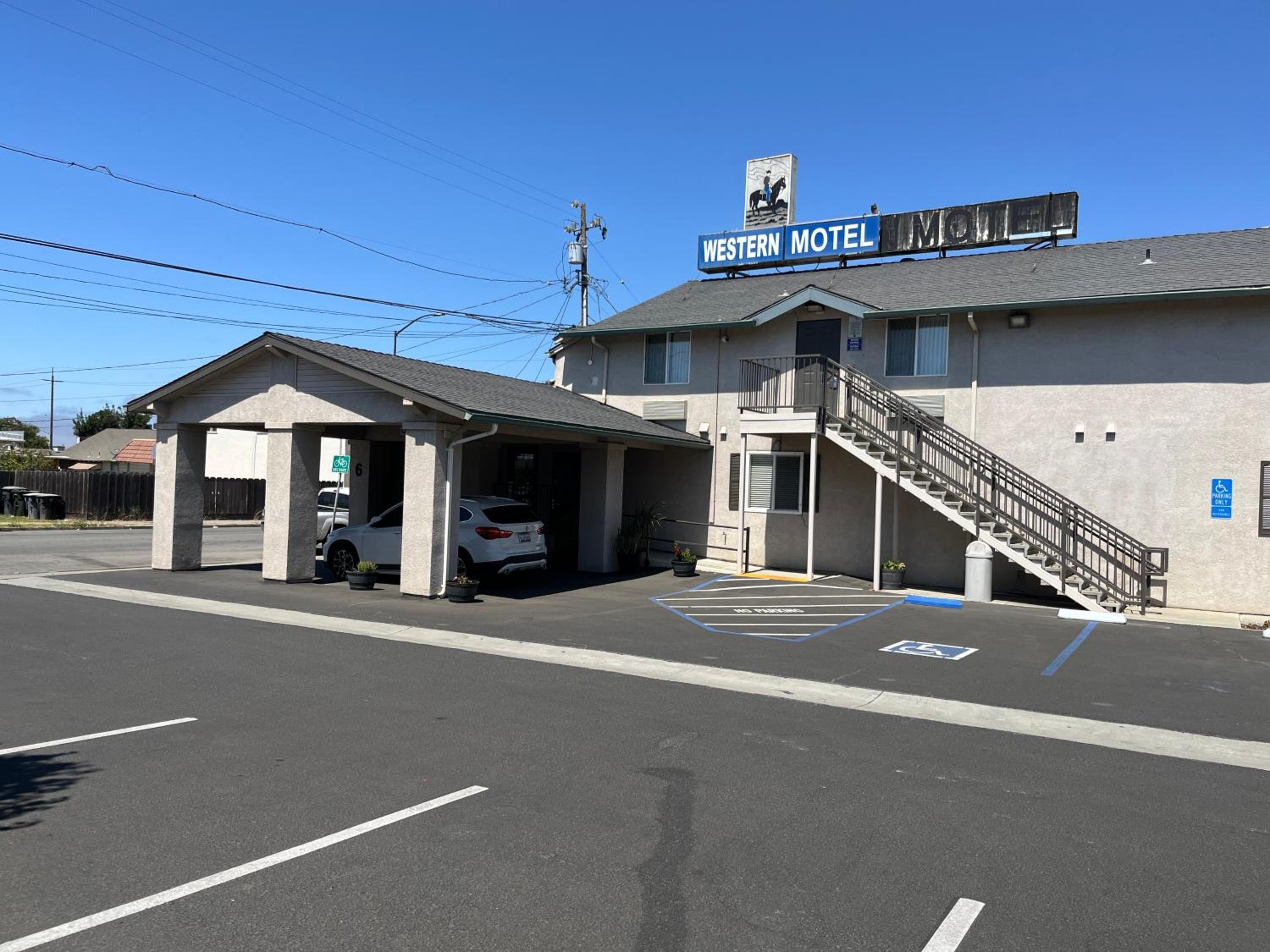 Western Motel