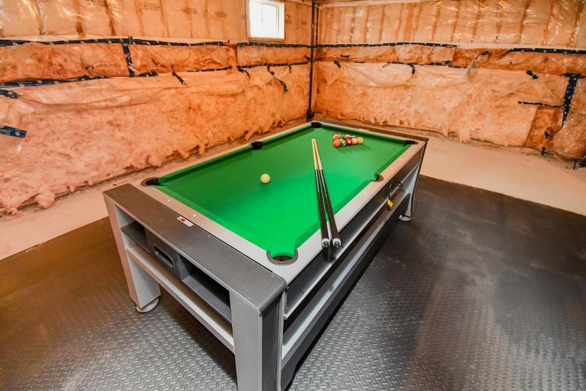 Orillia Vacations - Modern Family Home in Menoke By The Beach - Property Image 4