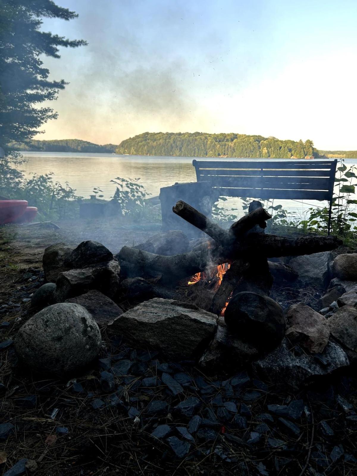 3-Mile Lakehouse