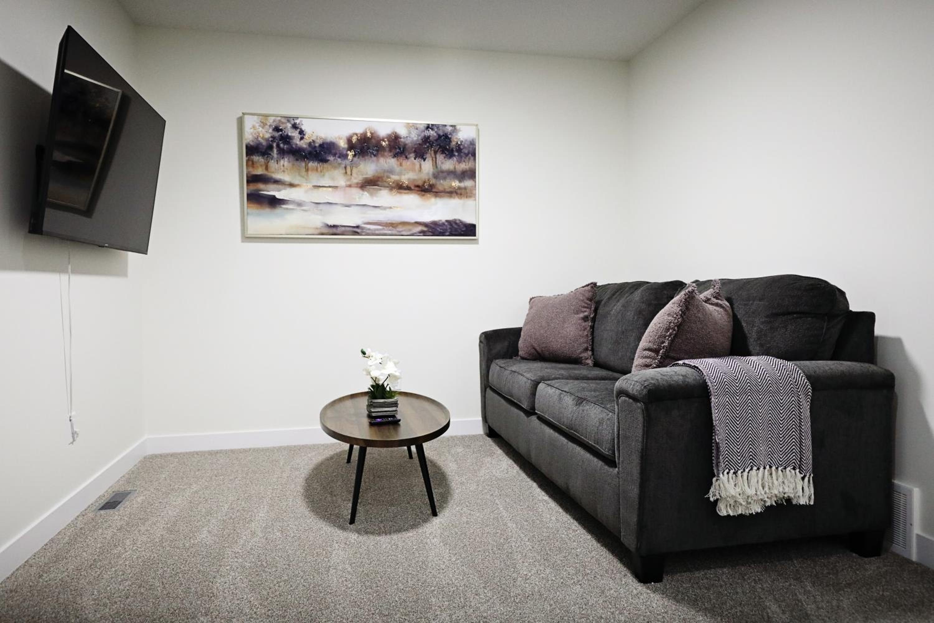 Escape in Style, Golf,King Beds,Disney+,Near WEM