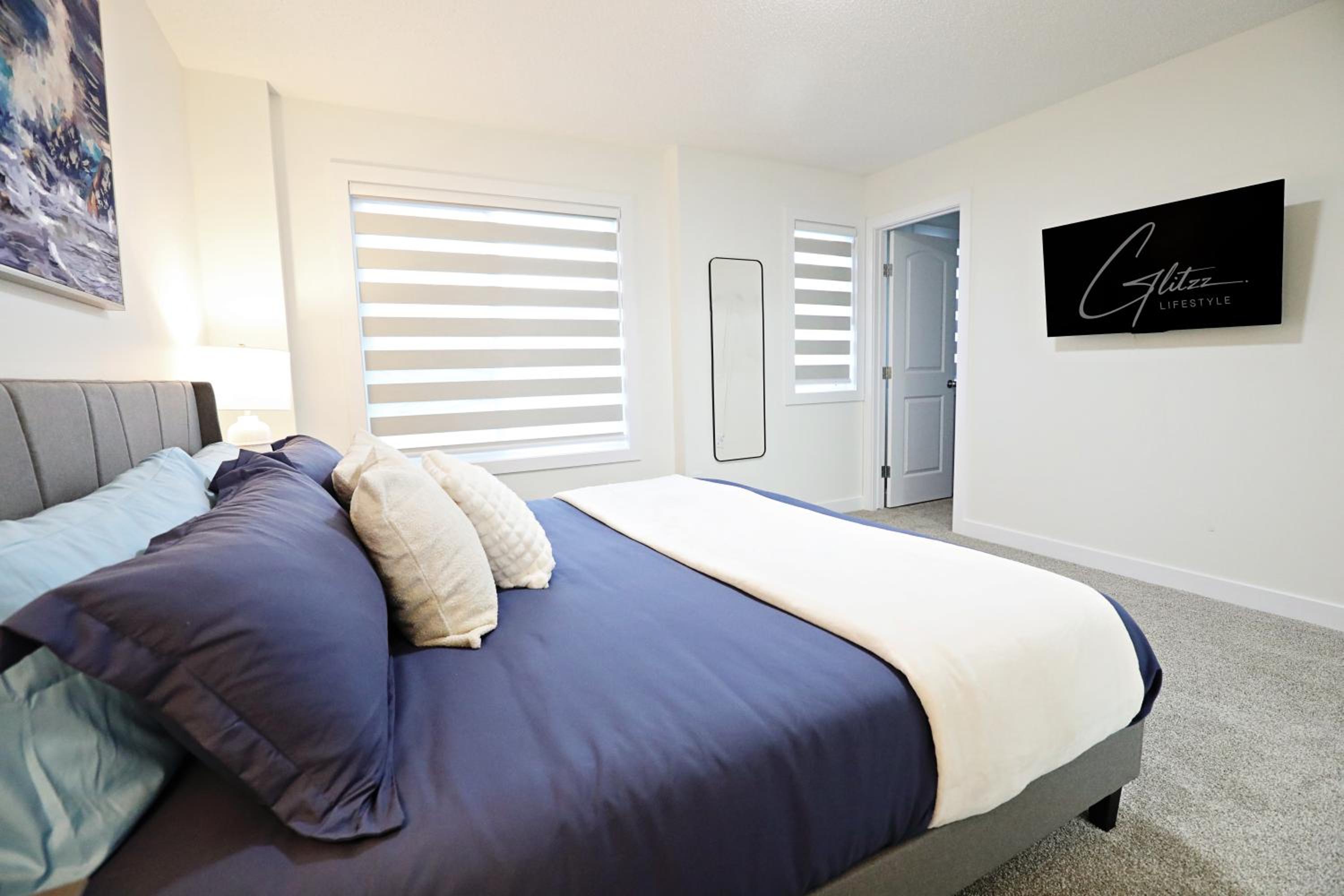 Escape in Style, Golf,King Beds,Disney+,Near WEM