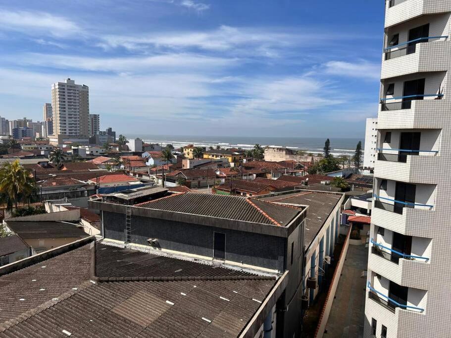 Apto Mongaguá 2 minutos da praia