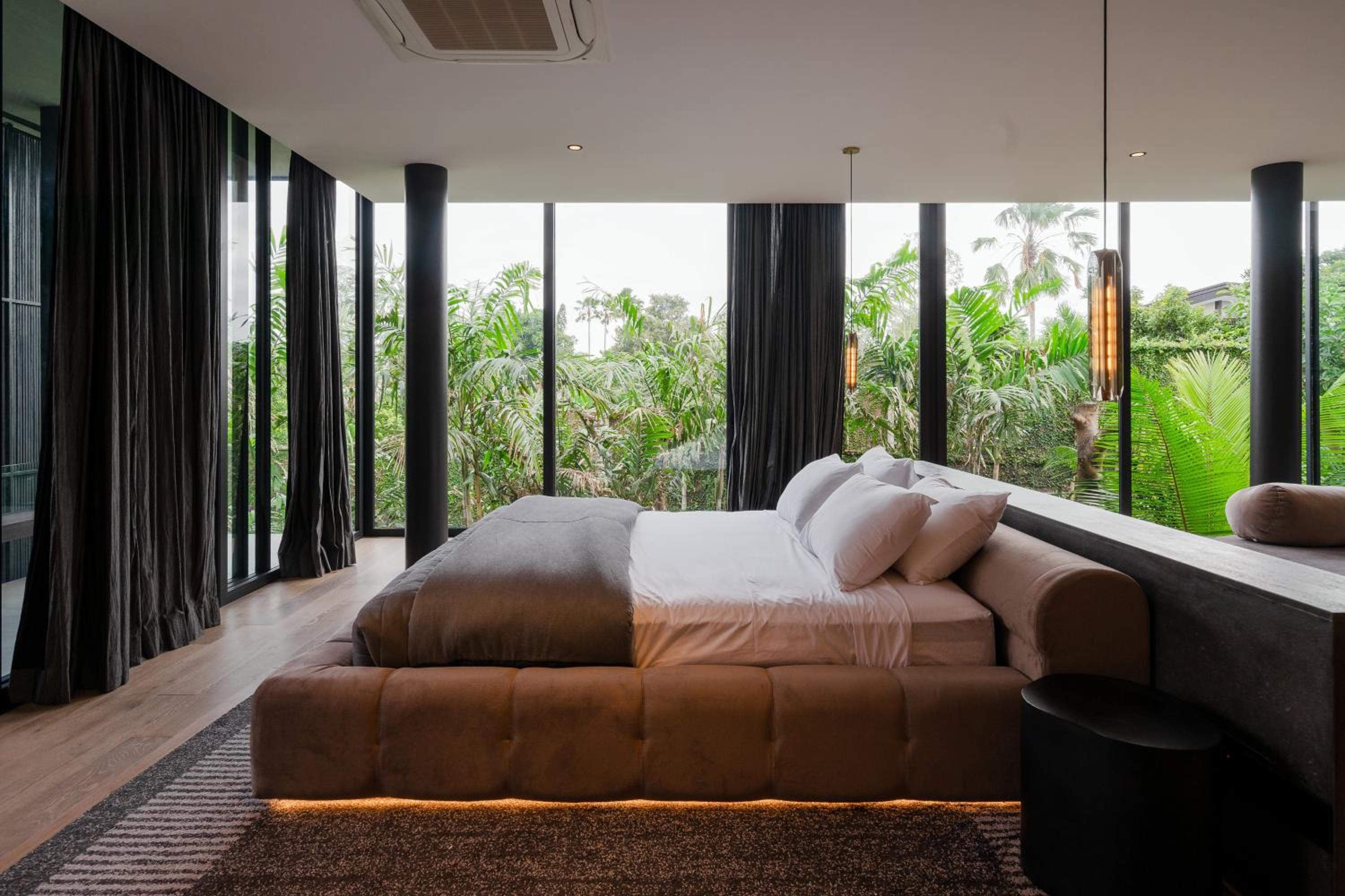6BD LA Style Estate view 5