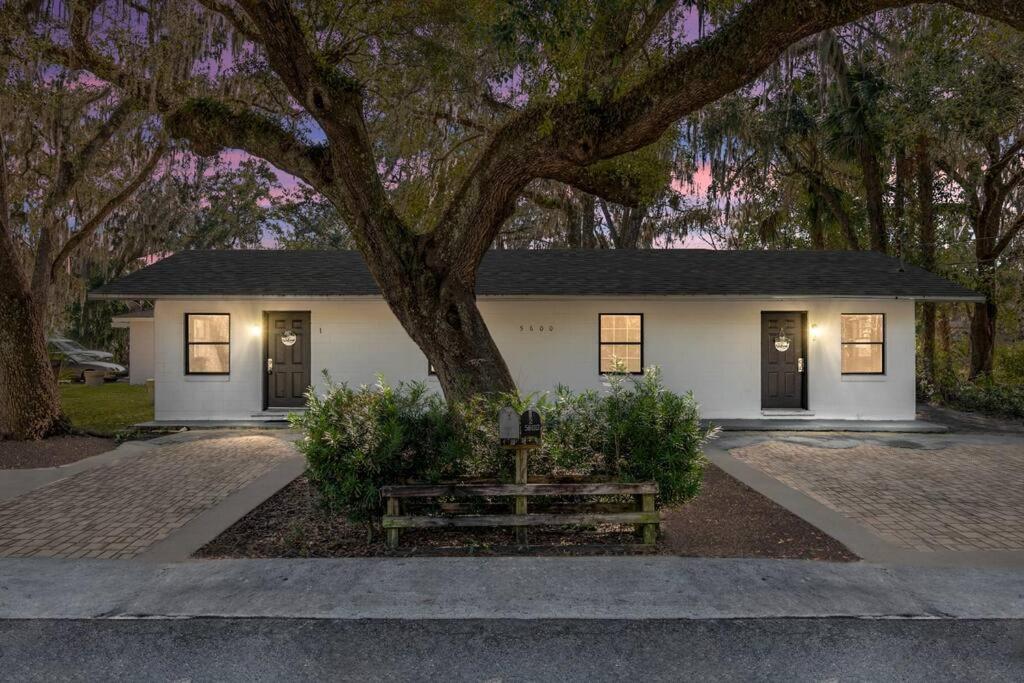 Charming Silver Springs Duplex