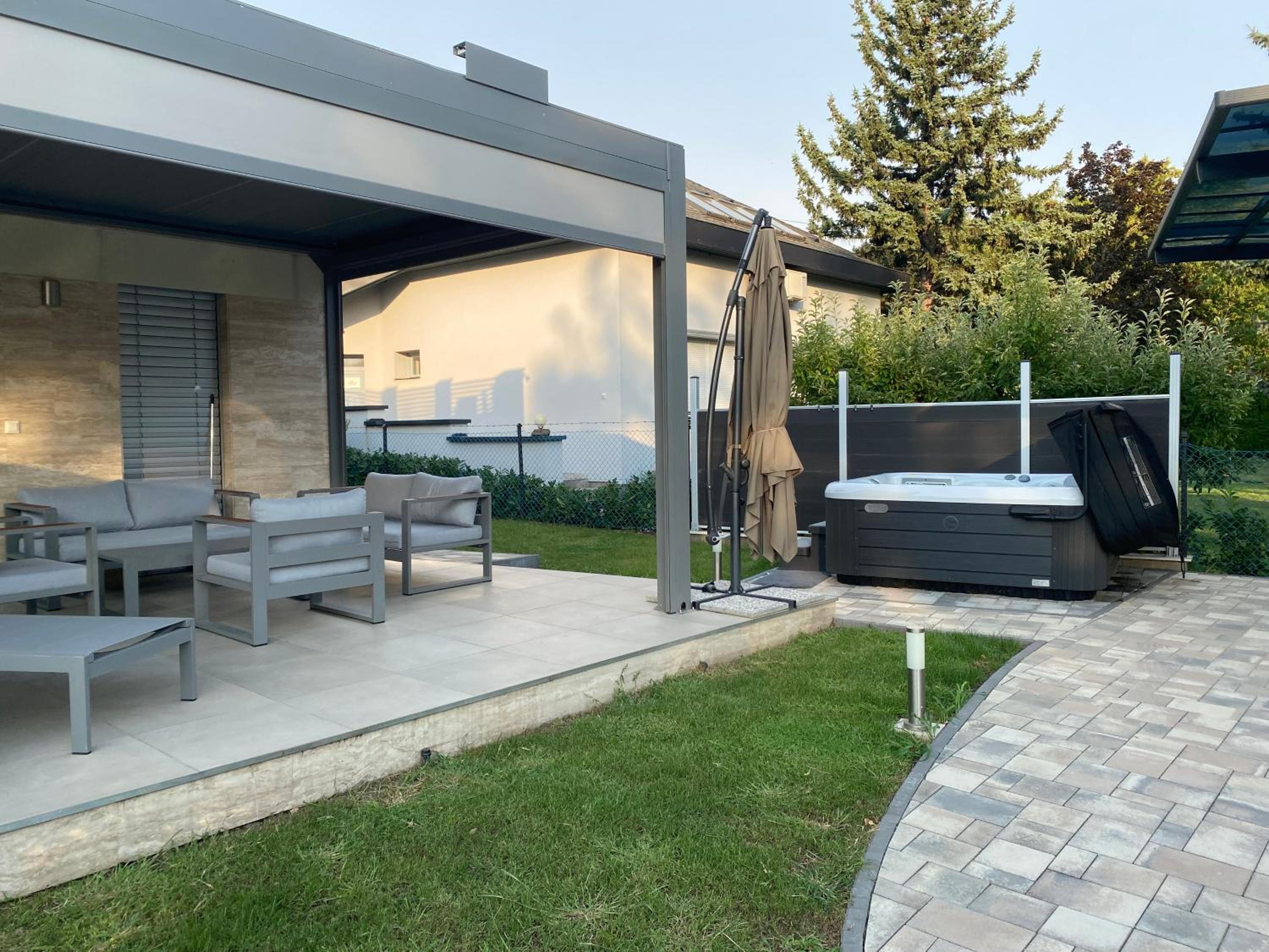 Balatonkenese Sunshine Villa
