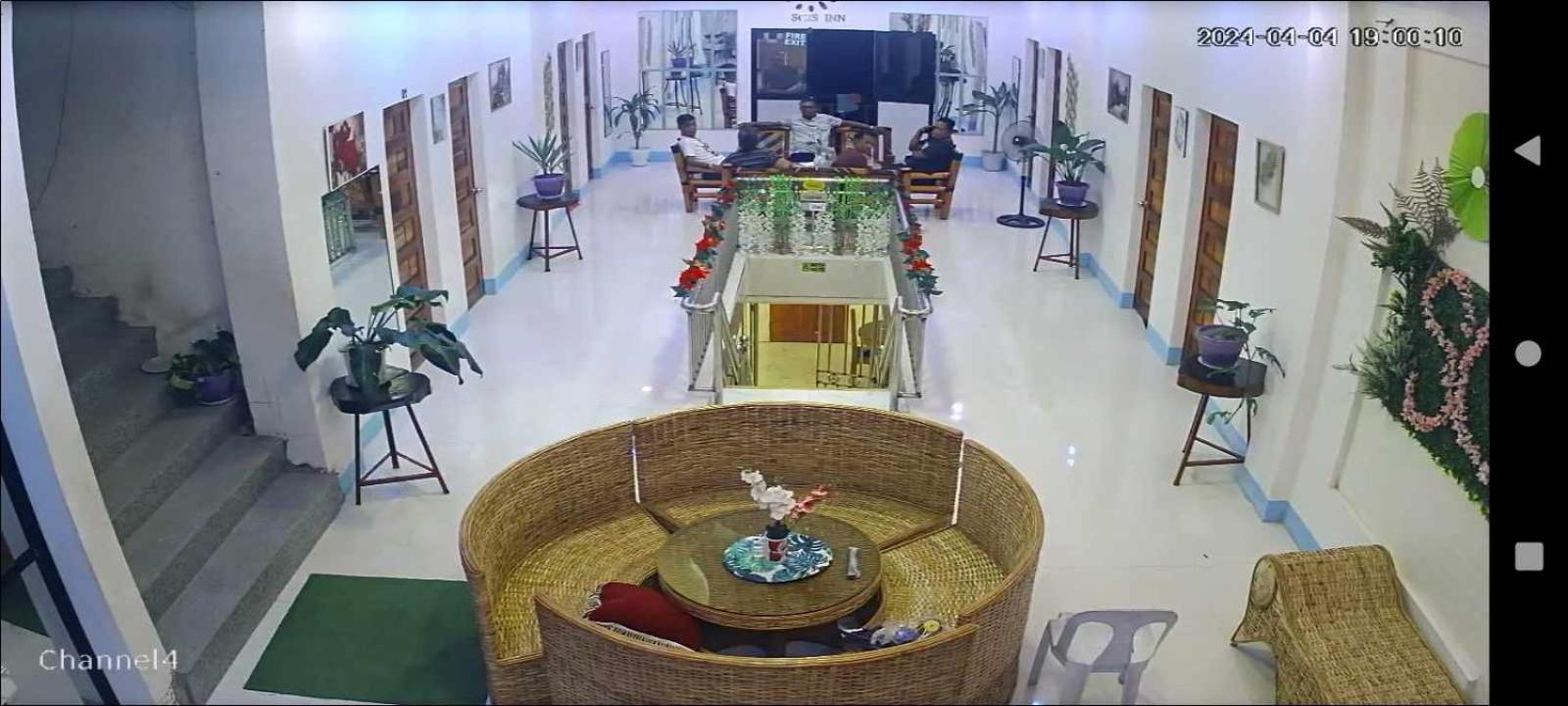 Lobby & Reception