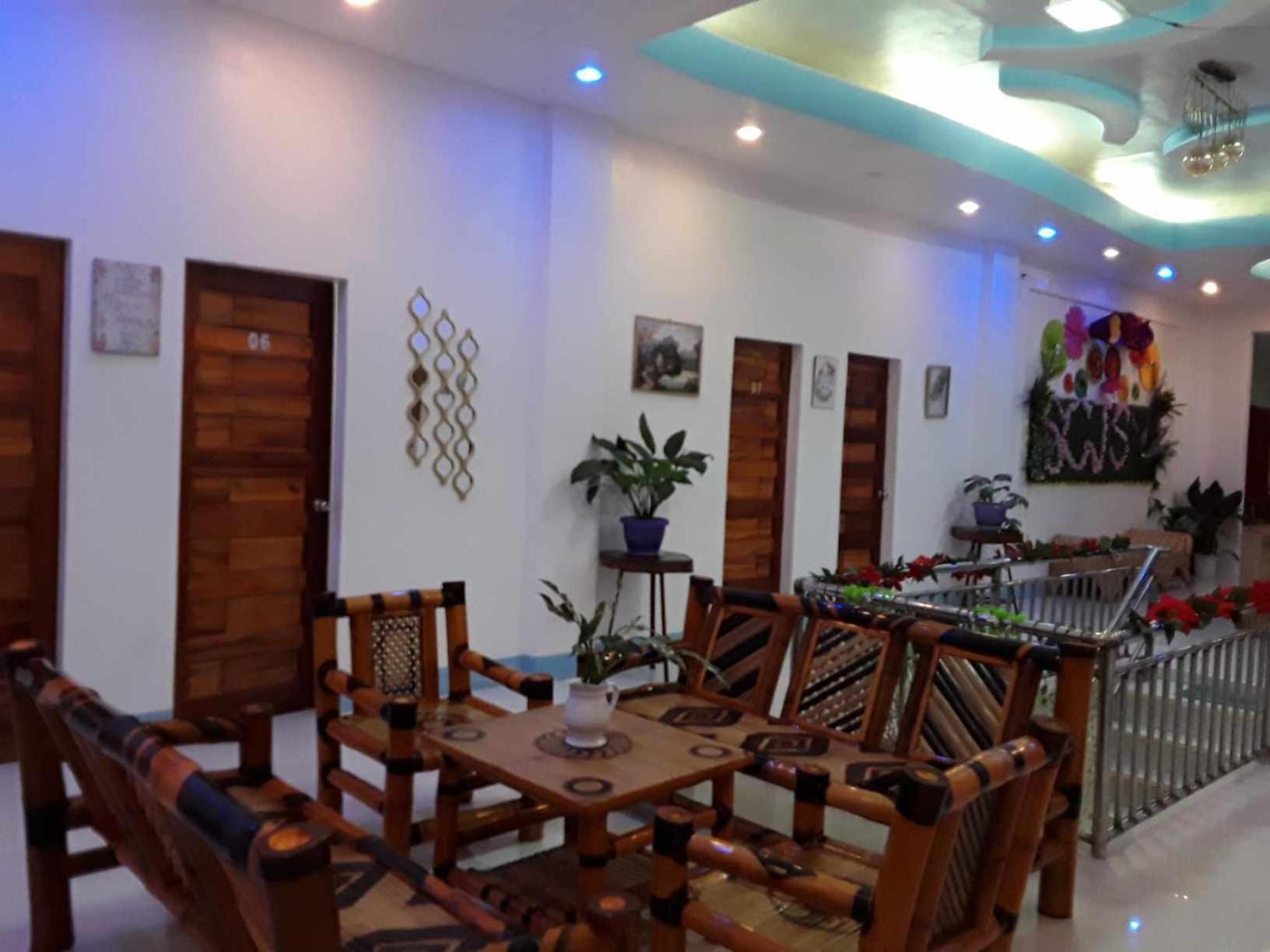 Lobby & Reception