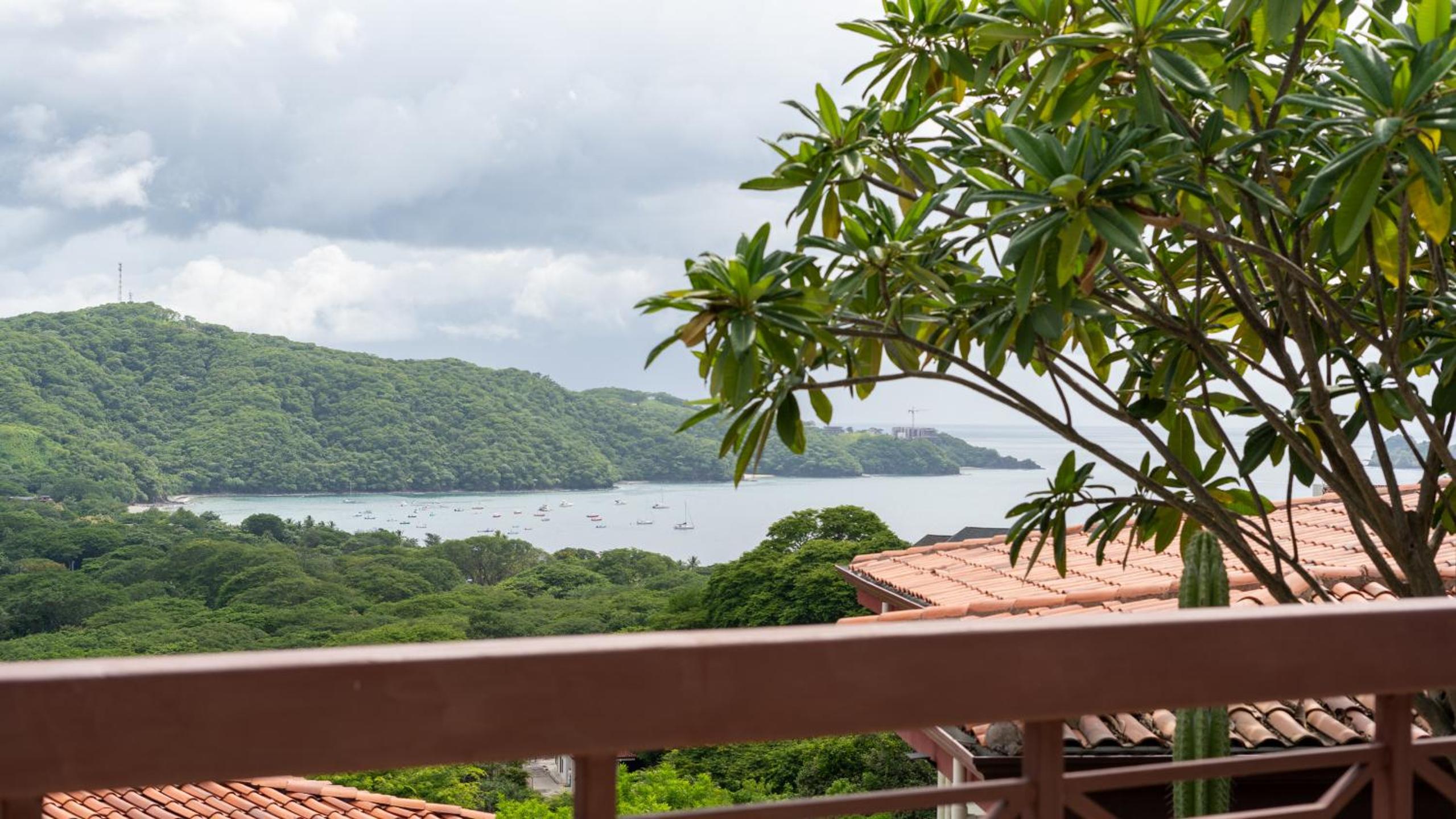 Horizon View Condo at Playa Hermosa