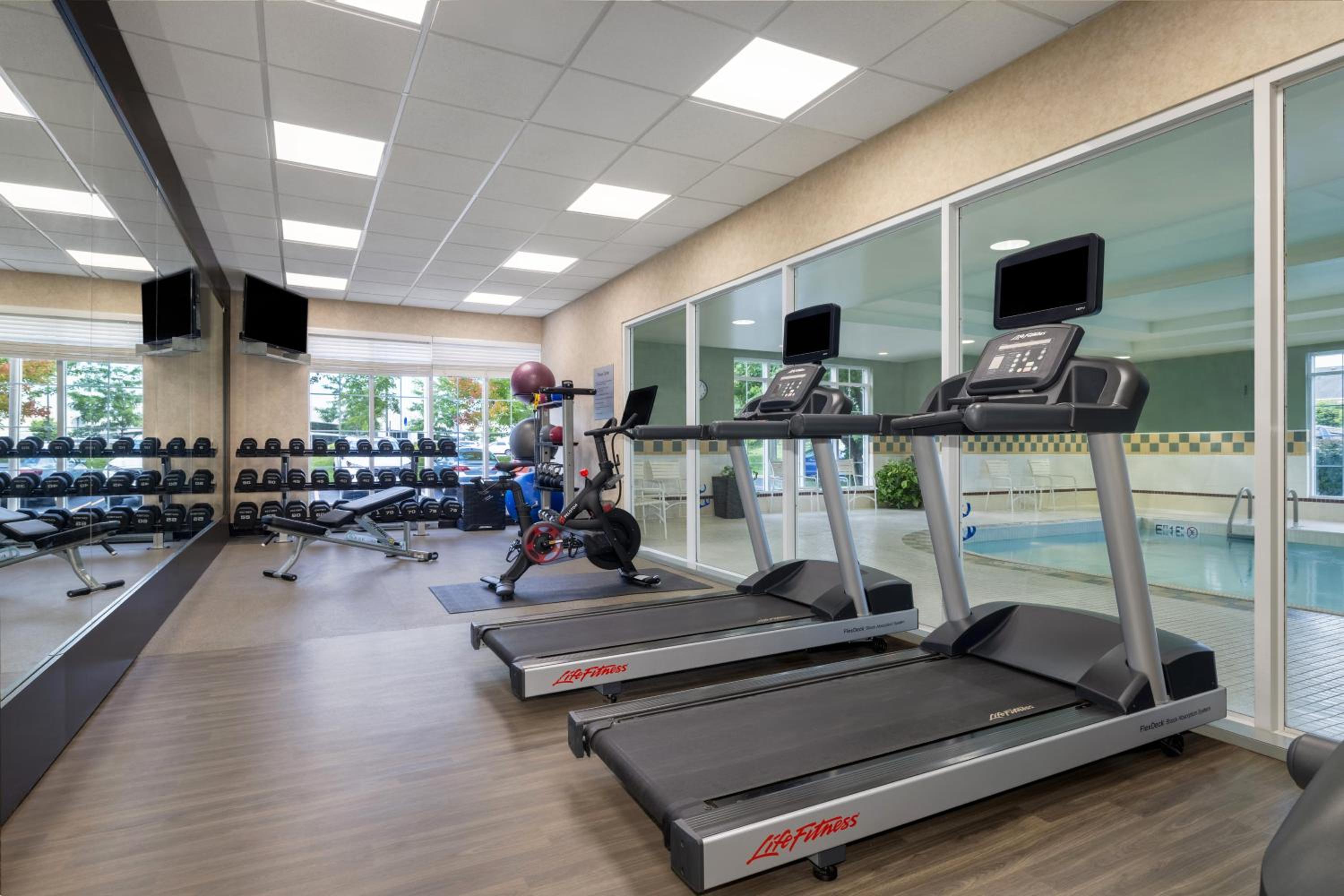 Cambridge Vacations - Homewood Suites by Hilton Cambridge-Waterloo, Ontario - Property Image 22