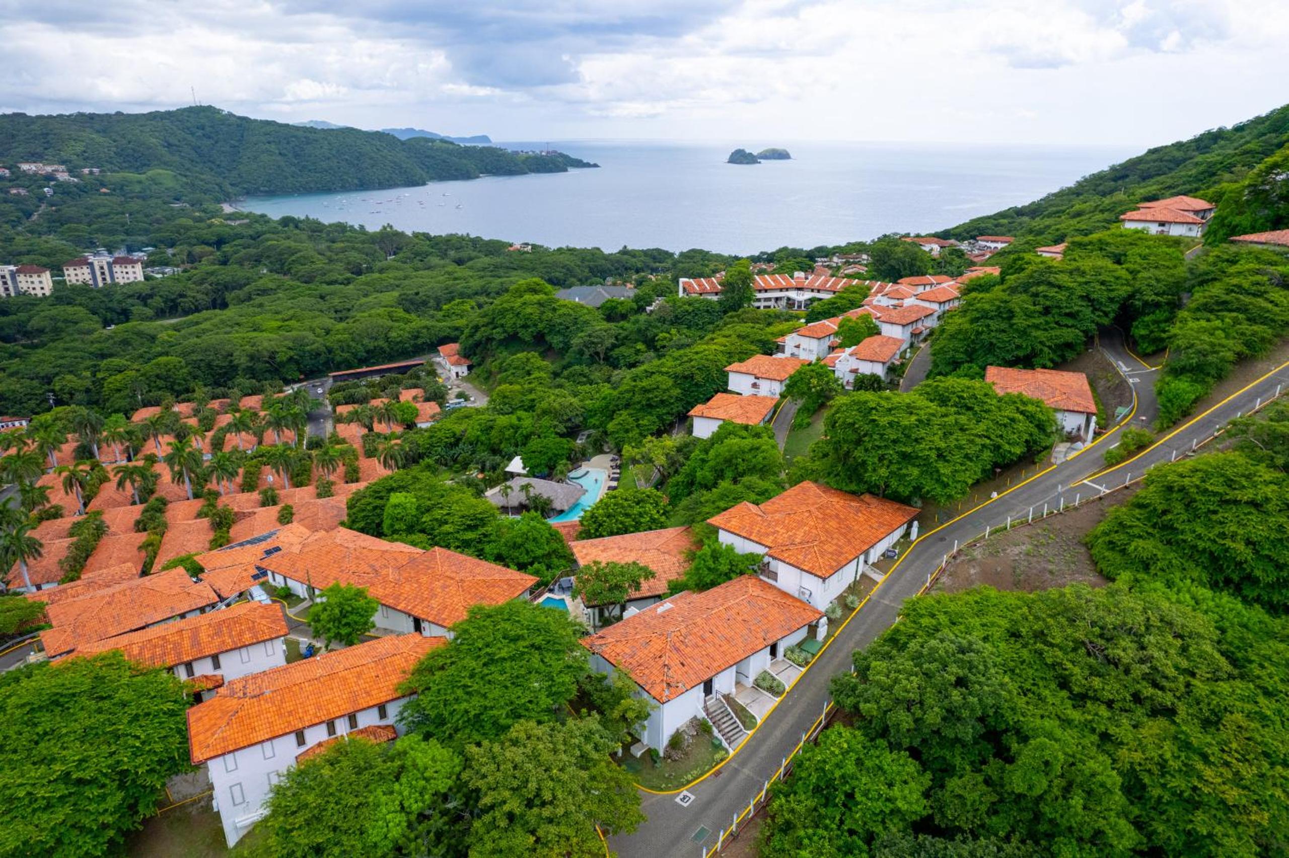 Horizon View Condo at Playa Hermosa