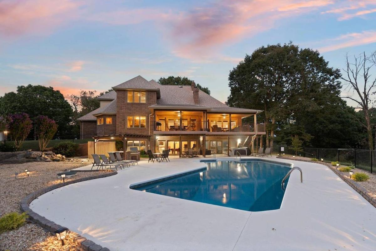 Rolling Hills Family Home - Property Image 50