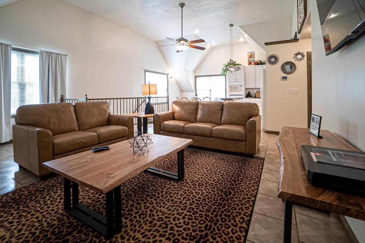 Rolling Hills Family Home - Property Image 19