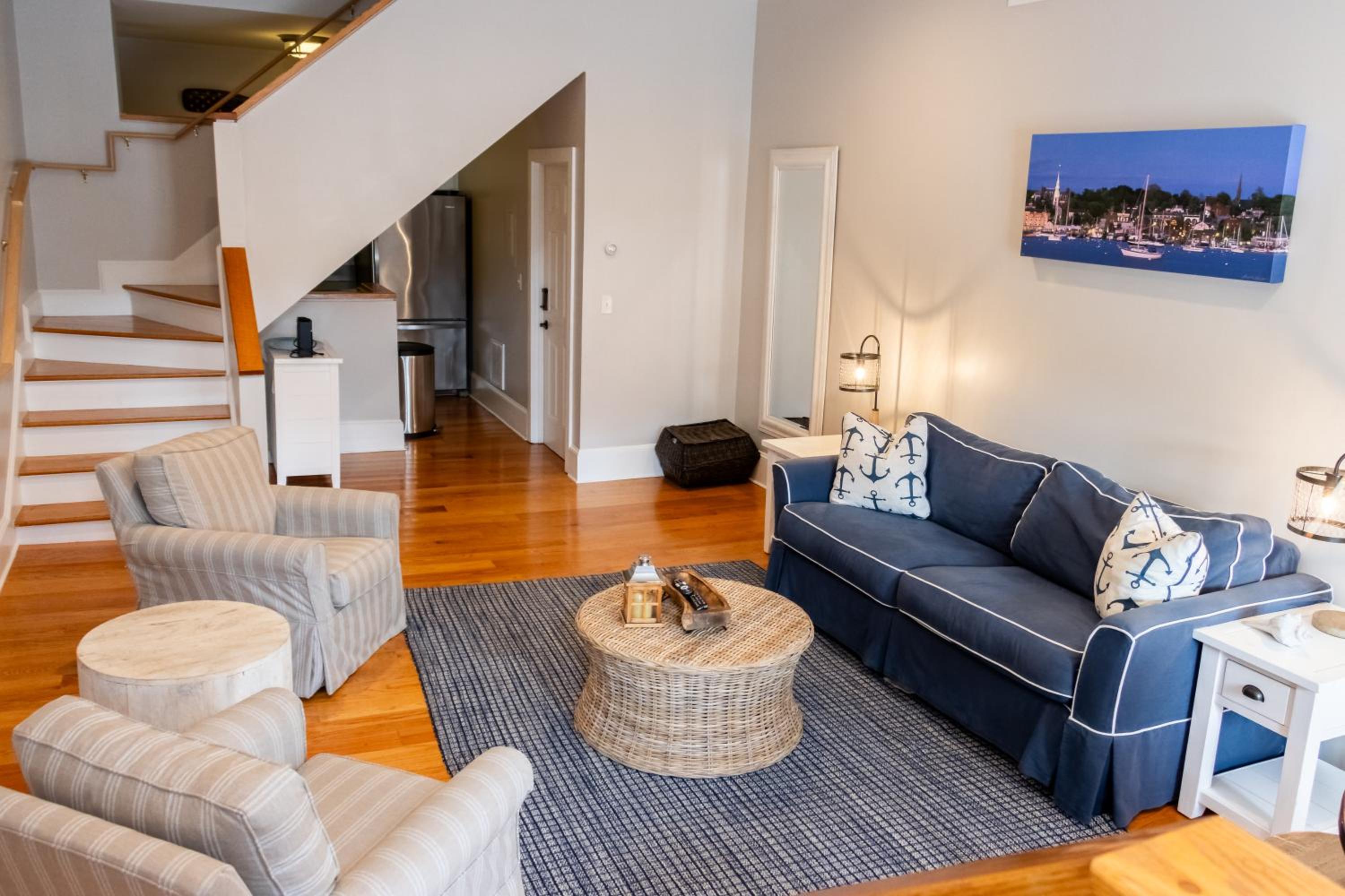 The Newport Lofts - 194 Thames Street