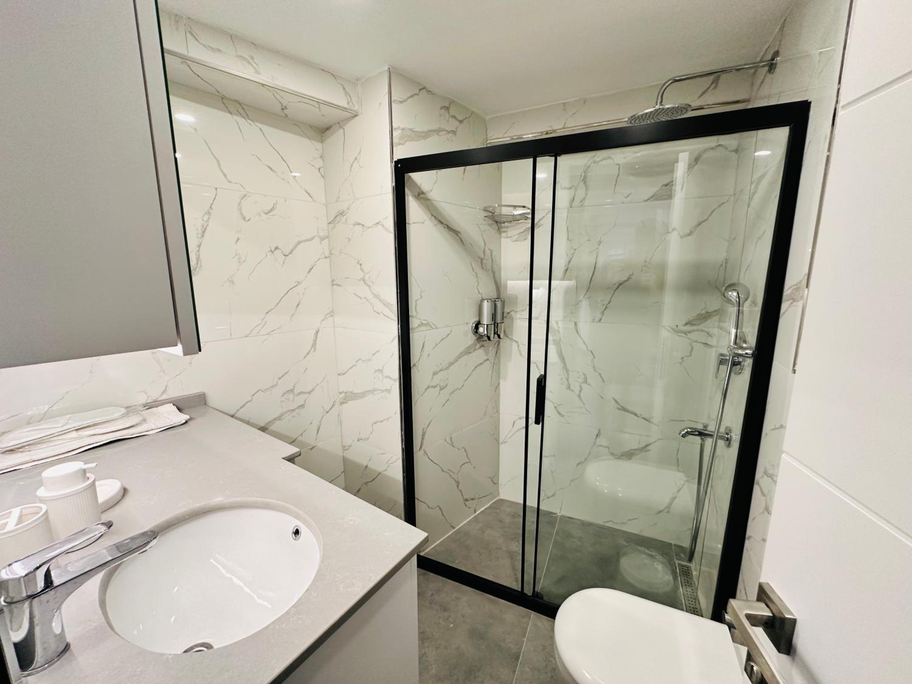Rose Point Residence