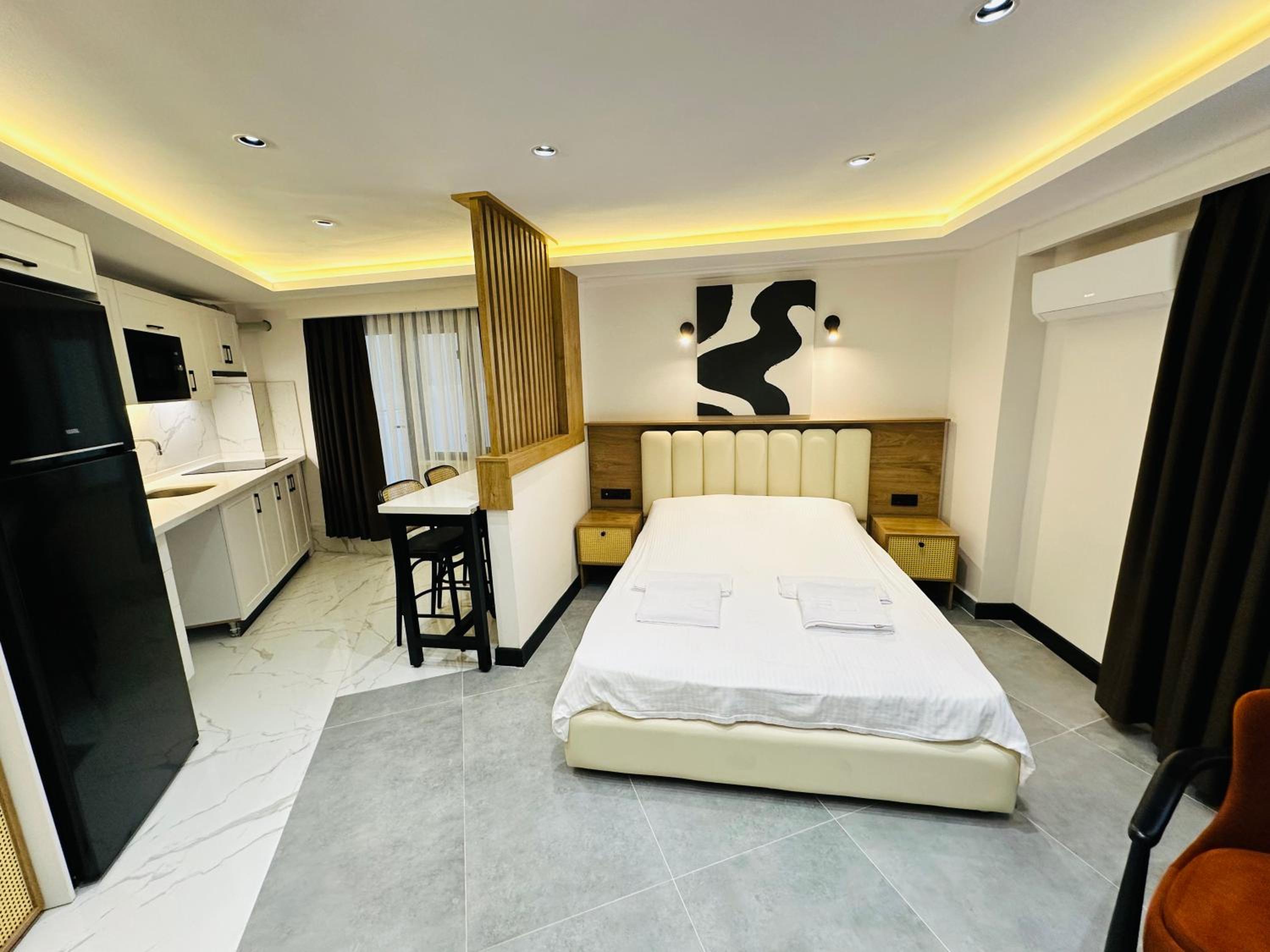 Rose Point Residence