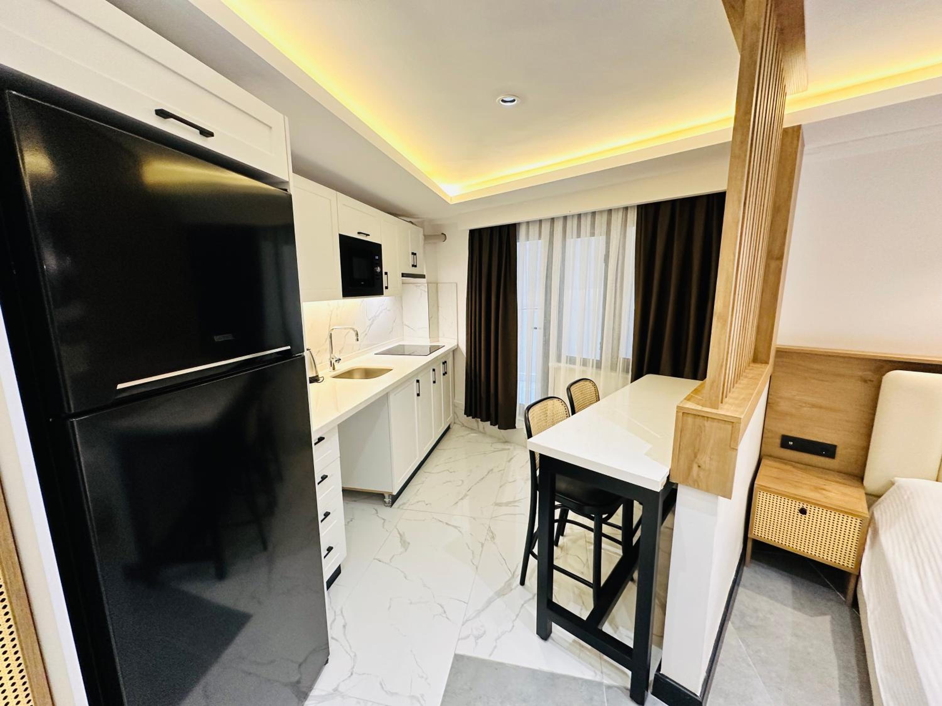 Rose Point Residence