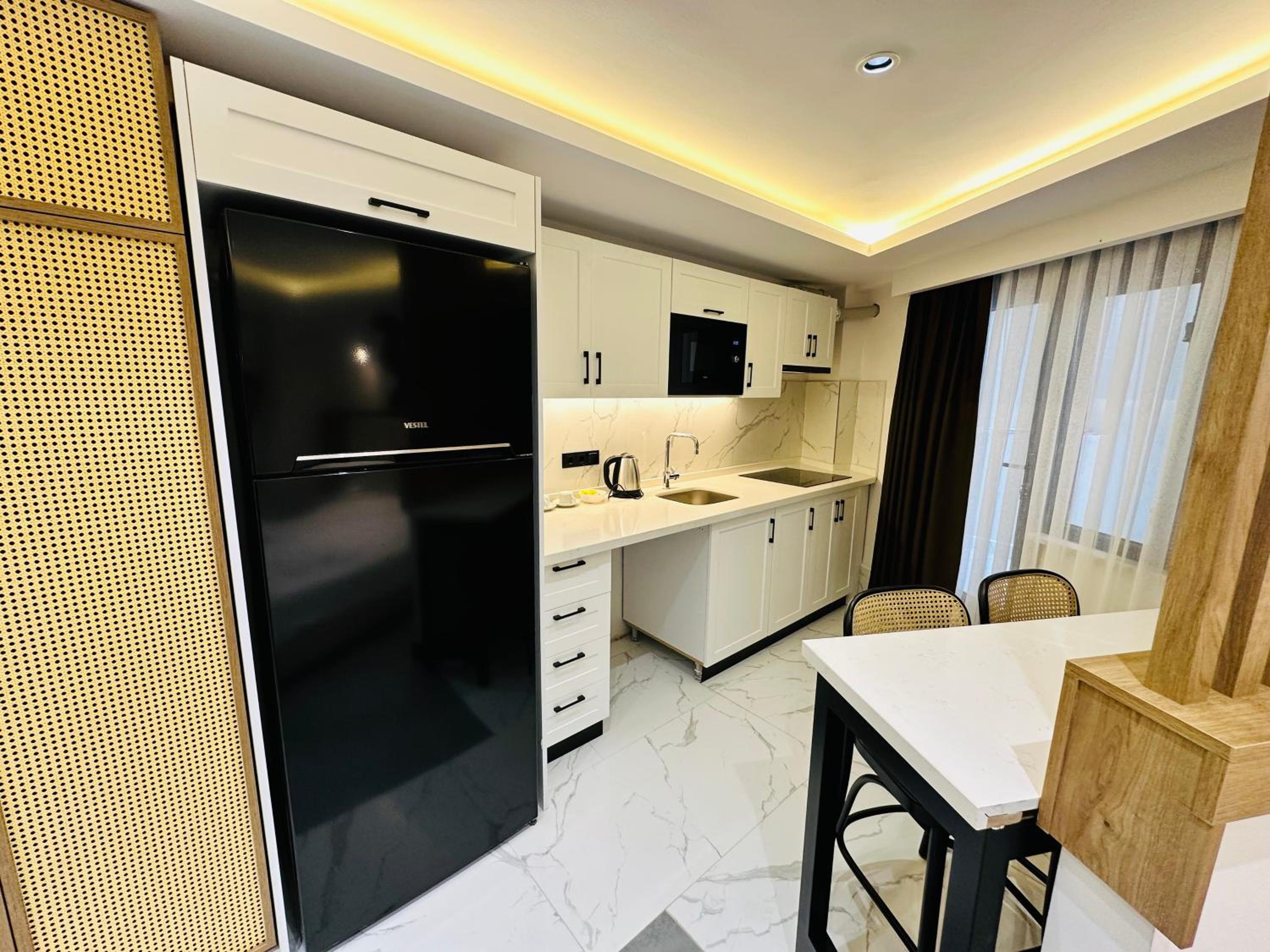 Rose Point Residence