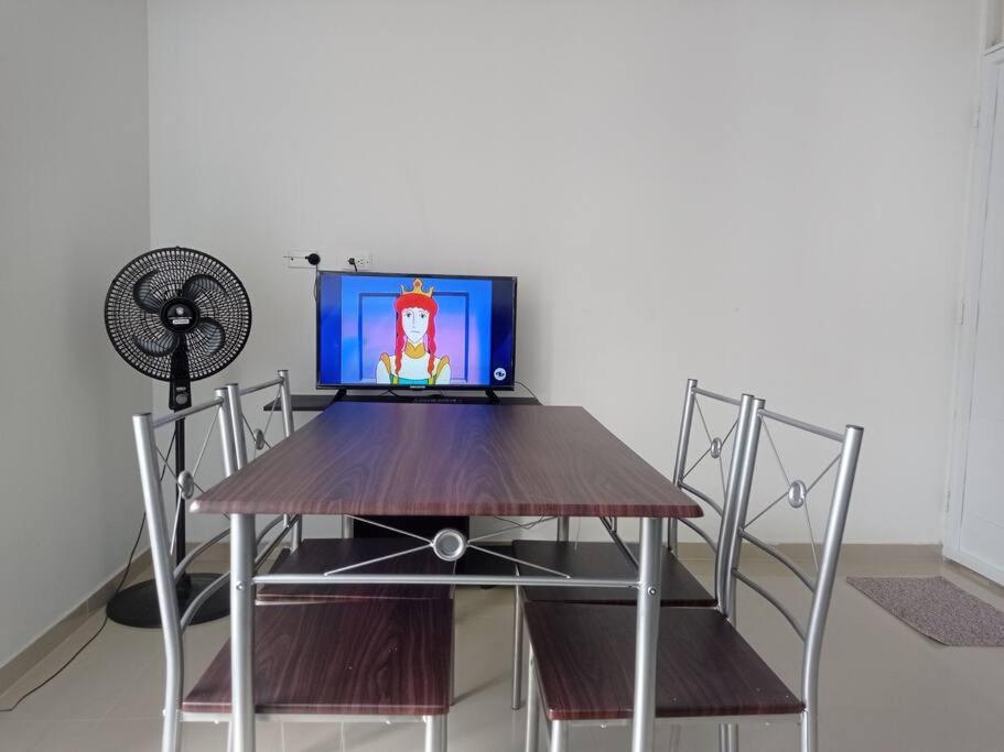 Apartamento en conjunto residencial con piscina