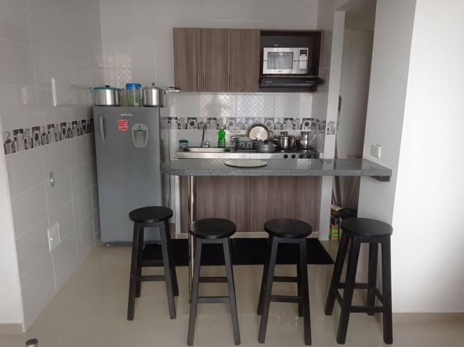 Apartamento en conjunto residencial con piscina