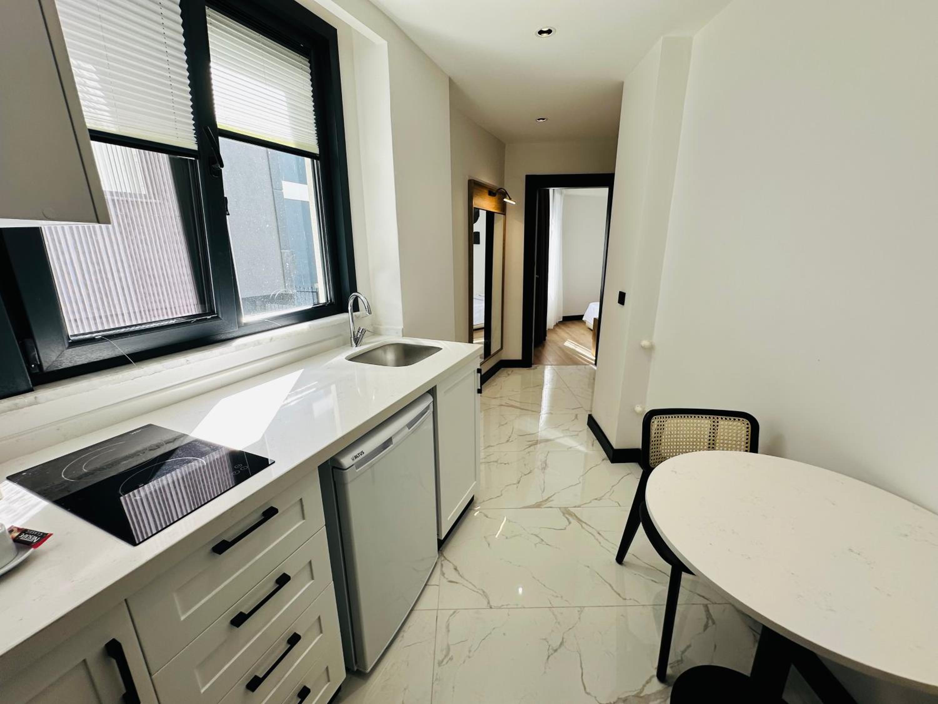 Rose Point Residence