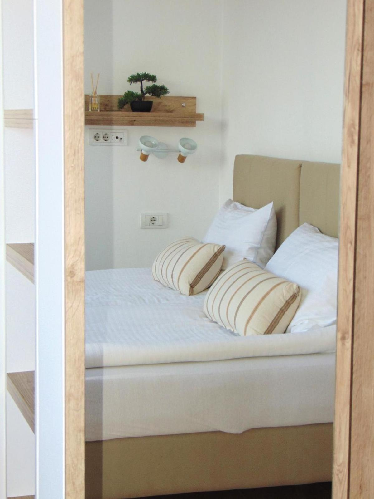 Apartmani L view 4