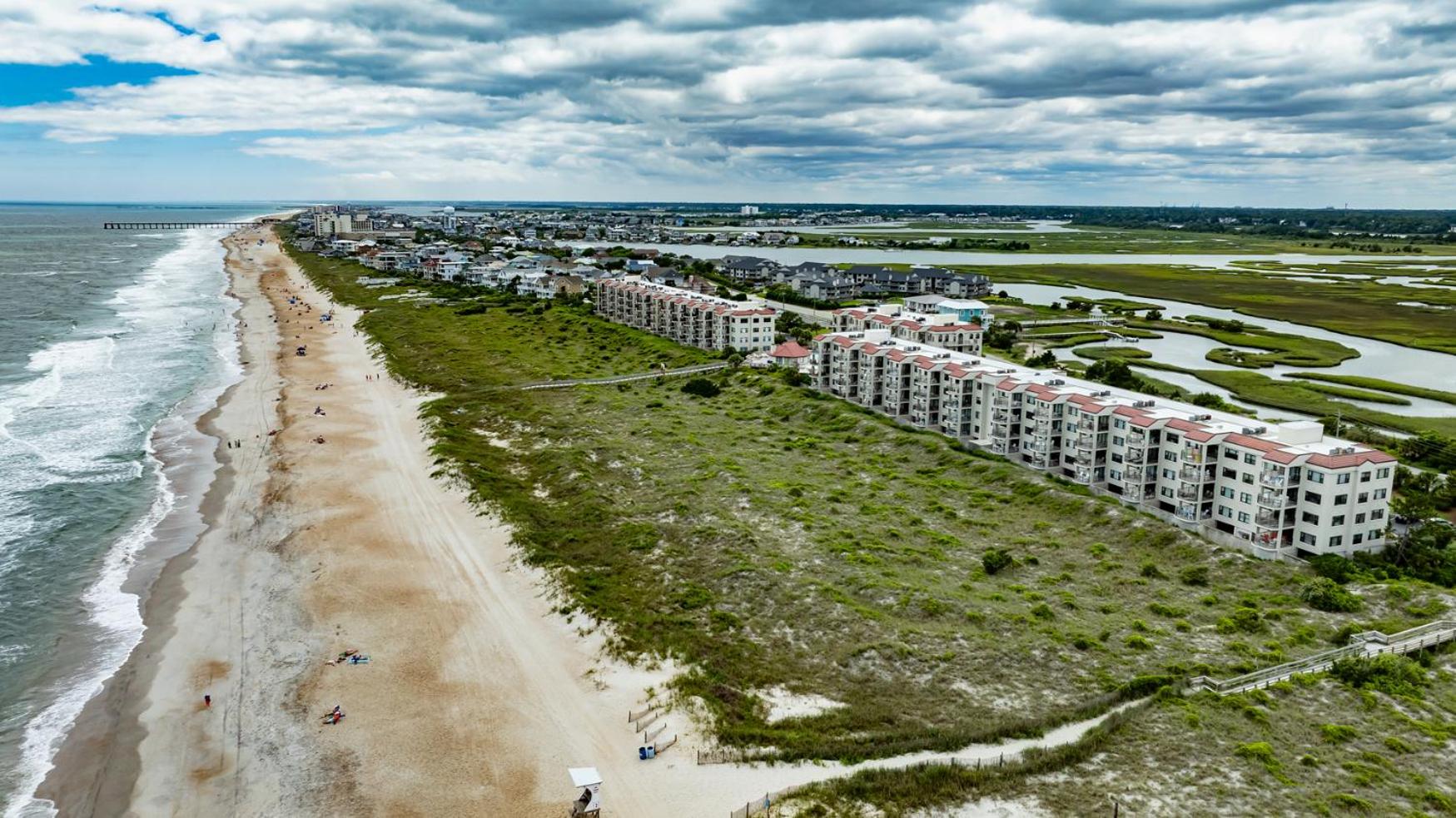 Epic Abode by Sea Scape Properties view 3