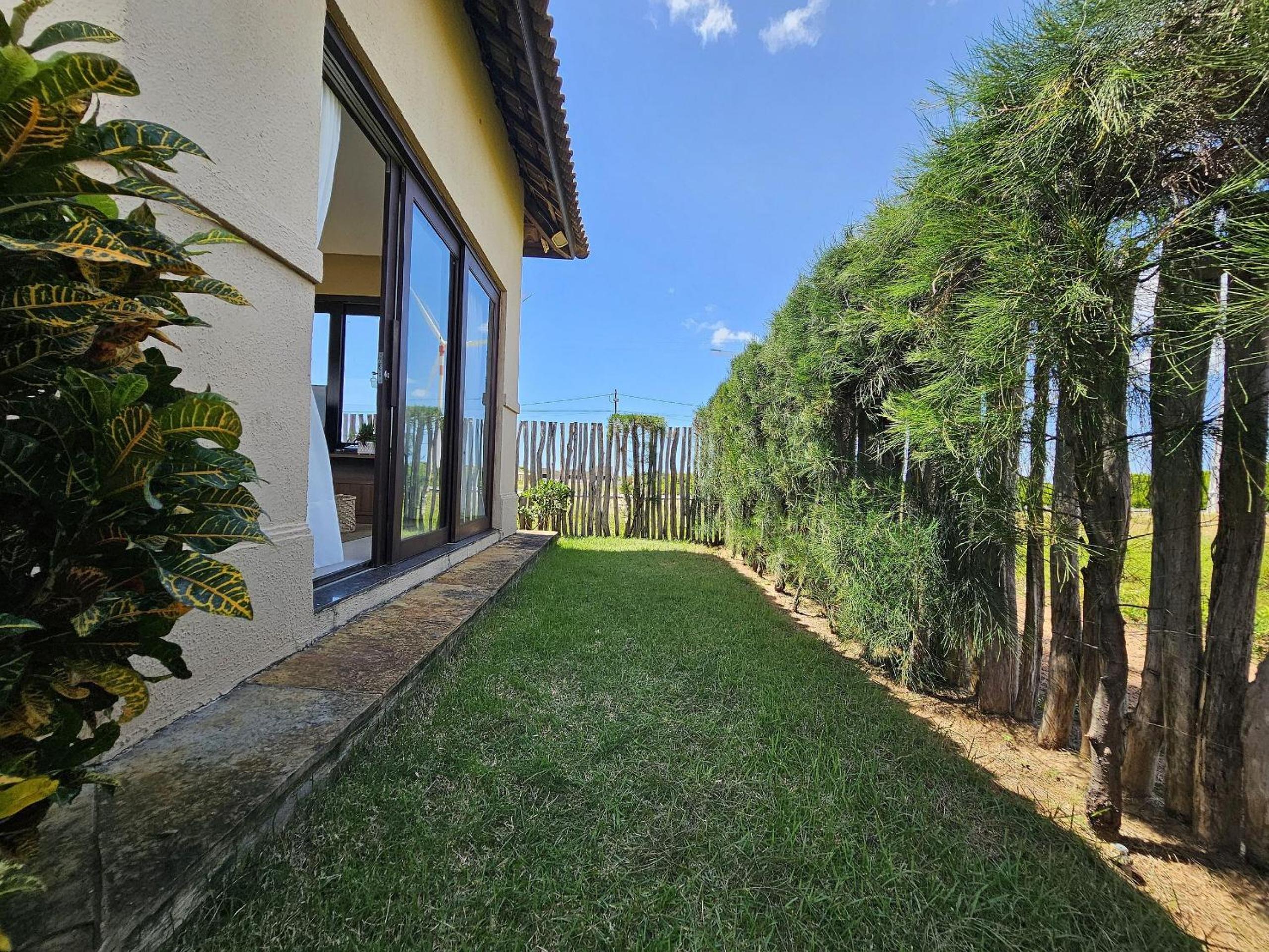 The Coral Resort Flecheiras Villa Sumatera